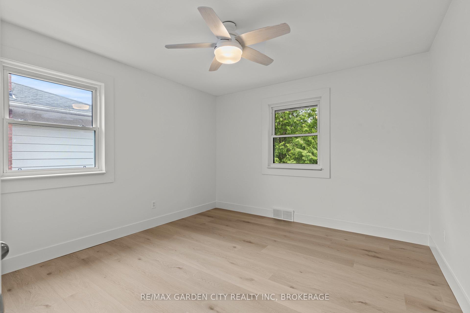 Photo 16 of 529 Bunting Road, St. Catharines, Bunting/Linwell — HOMEH