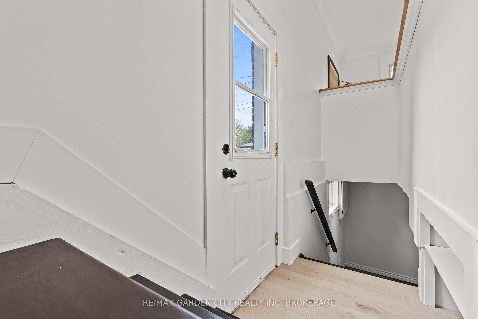 Photo 22 of 529 Bunting Road, St. Catharines, Bunting/Linwell — HOMEH