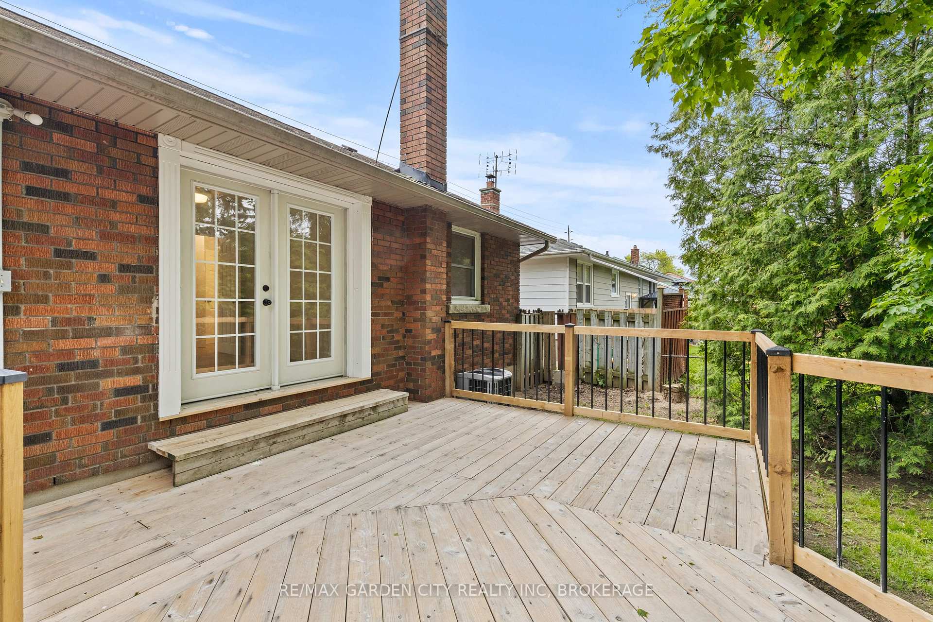 Photo 35 of 529 Bunting Road, St. Catharines, Bunting/Linwell — HOMEH