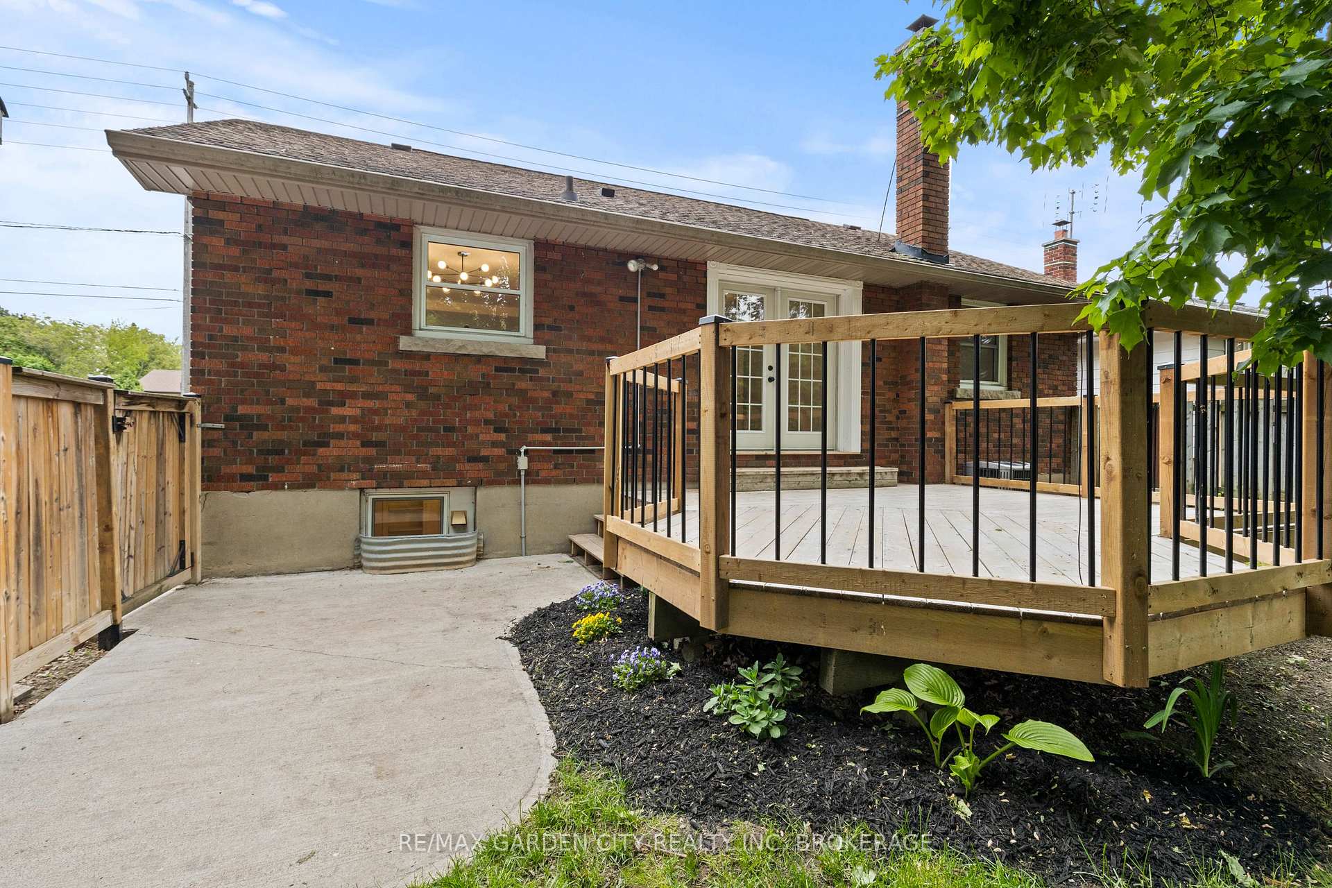 Photo 37 of 529 Bunting Road, St. Catharines, Bunting/Linwell — HOMEH