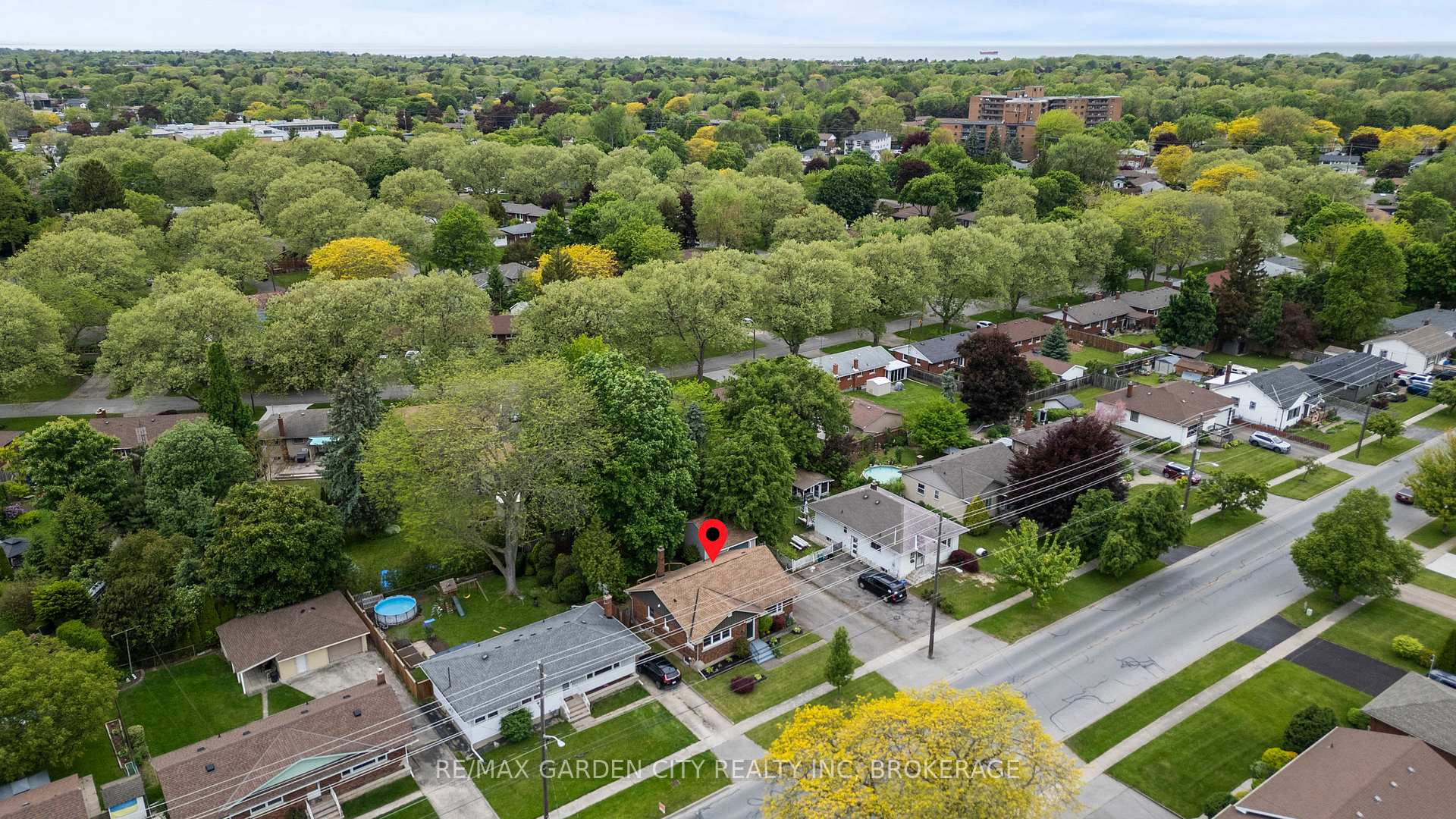 Photo 43 of 529 Bunting Road, St. Catharines, Bunting/Linwell — HOMEH