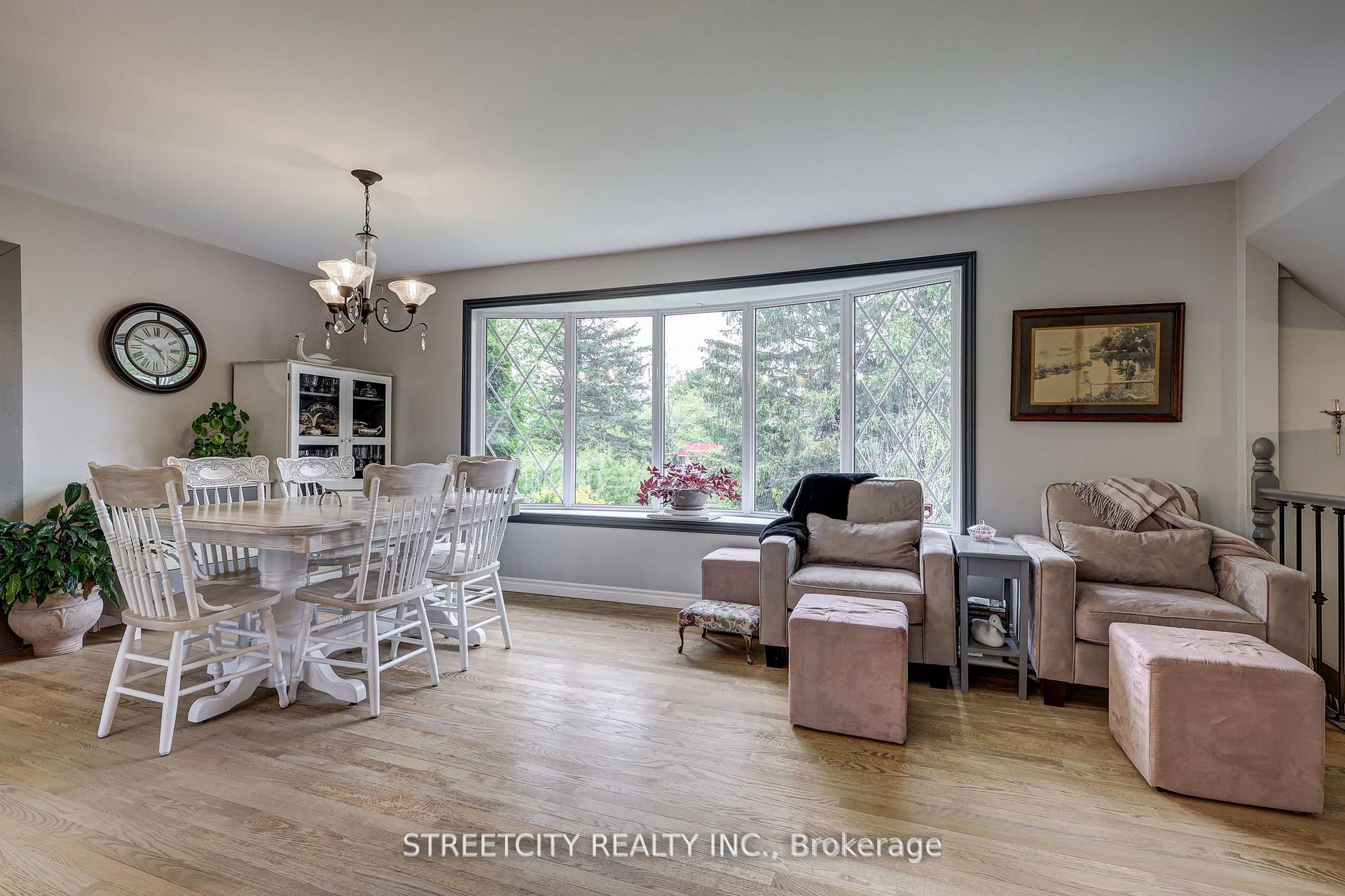 Photo 10 of 531 Elm Street, St. Thomas — HOMEH
