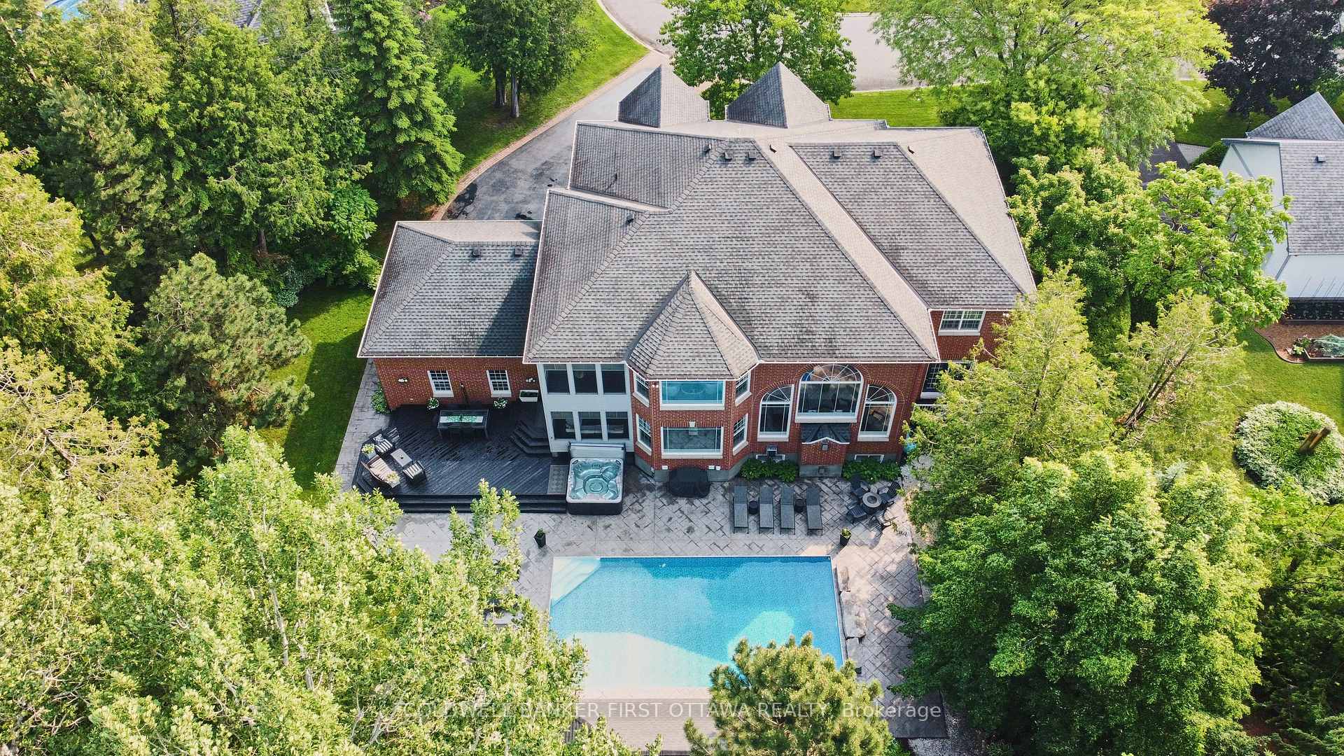 Photo 50 of 18 Cypress Gardens, Ottawa, Stittsville (South) — HOMEH