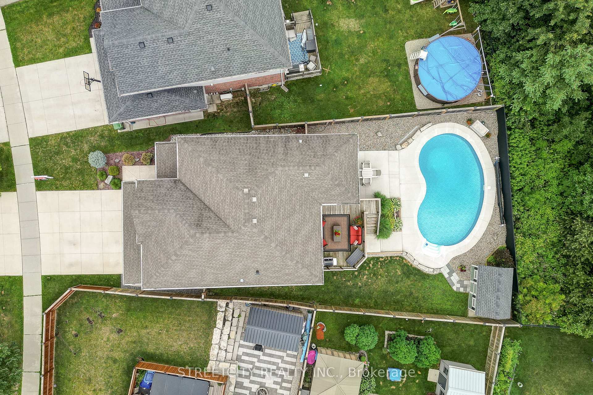 Photo 2 of 101 Peach Tree Boulevard, St. Thomas — HOMEH