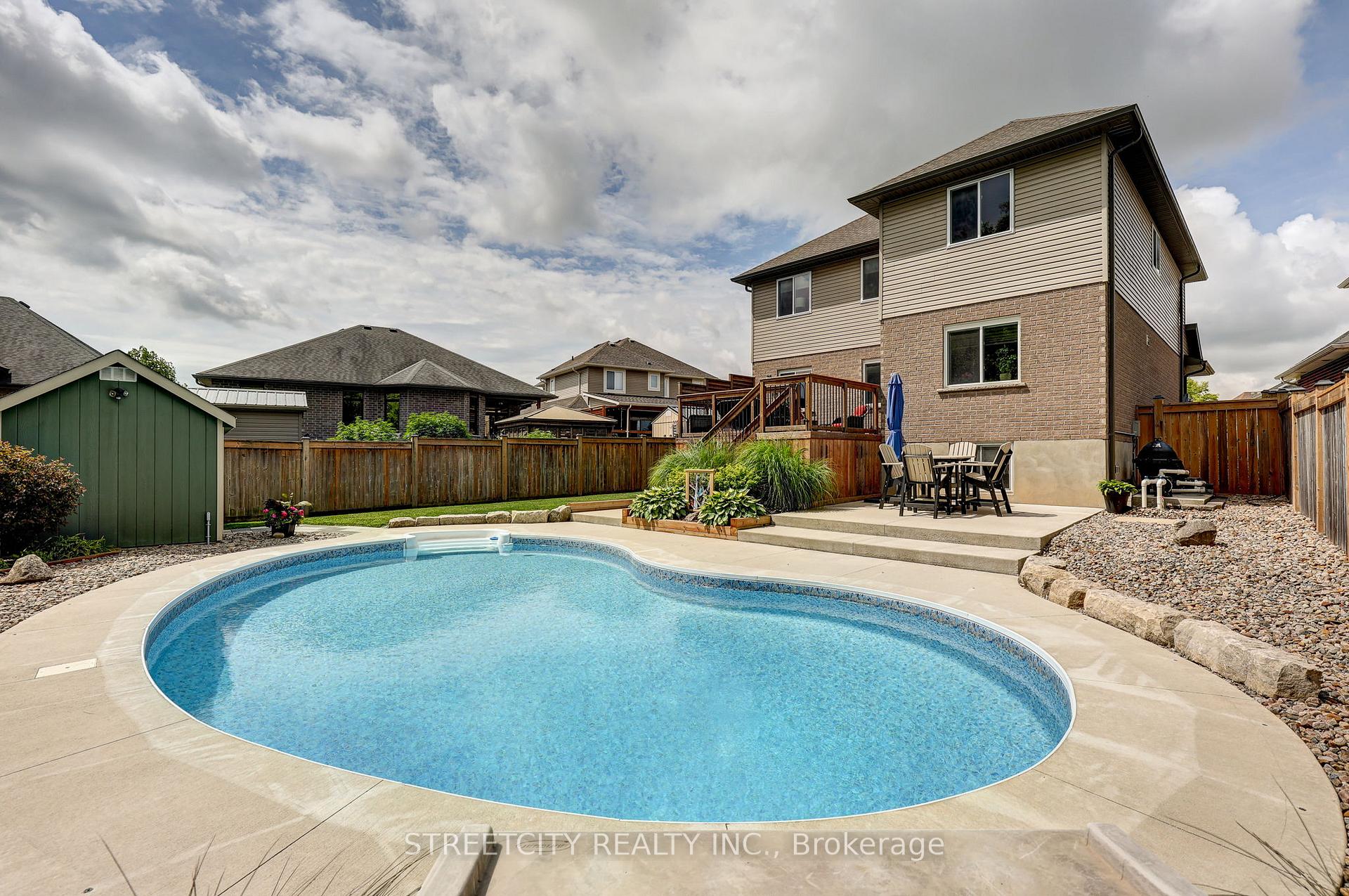 Photo 39 of 101 Peach Tree Boulevard, St. Thomas — HOMEH