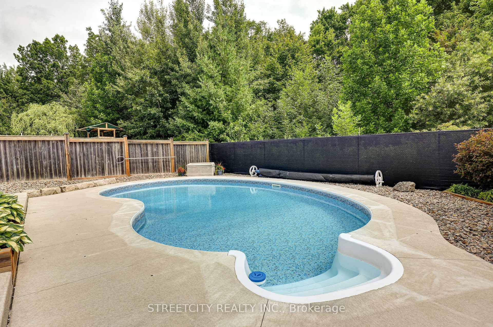 Photo 41 of 101 Peach Tree Boulevard, St. Thomas — HOMEH