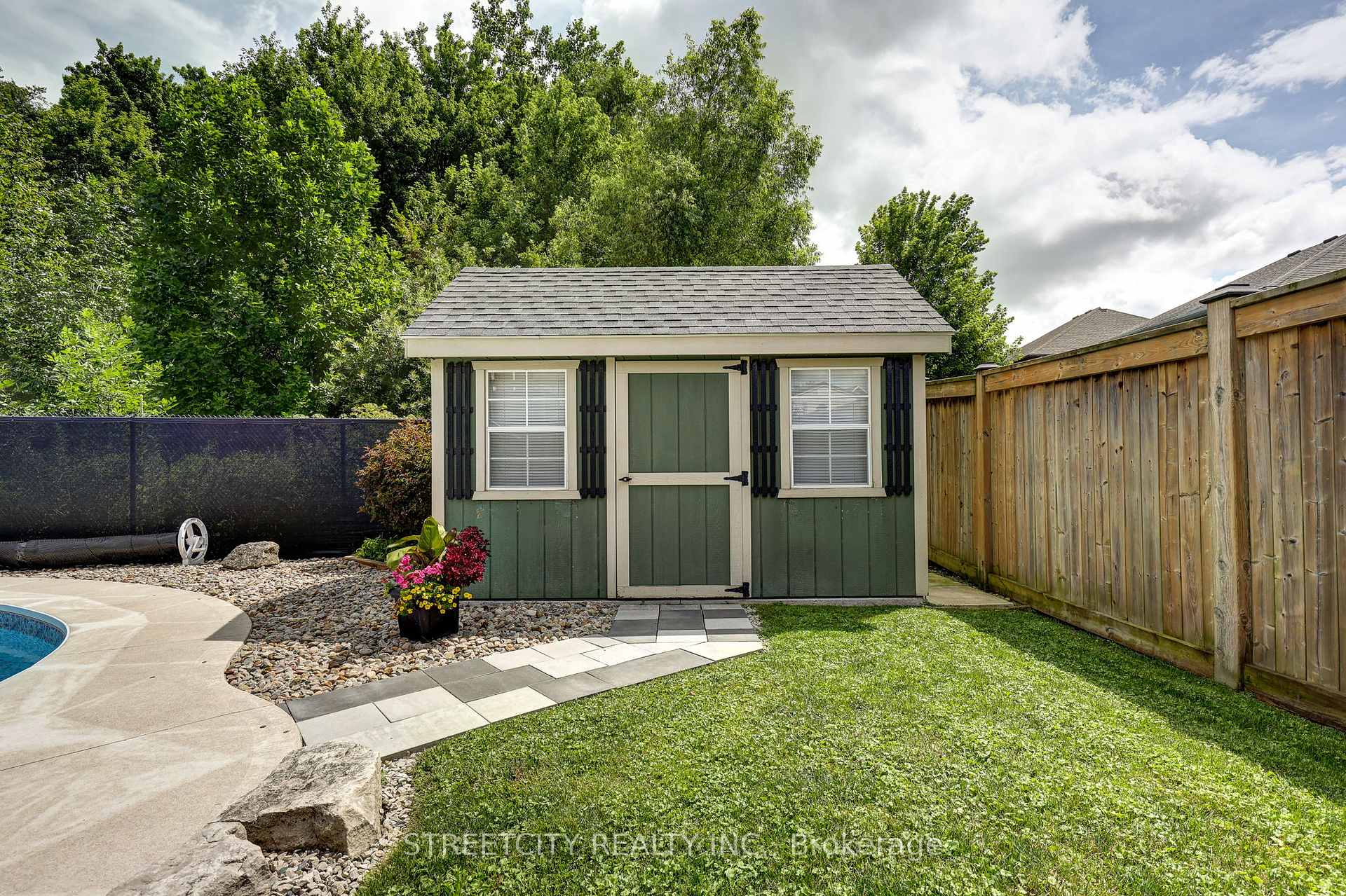 Photo 42 of 101 Peach Tree Boulevard, St. Thomas — HOMEH