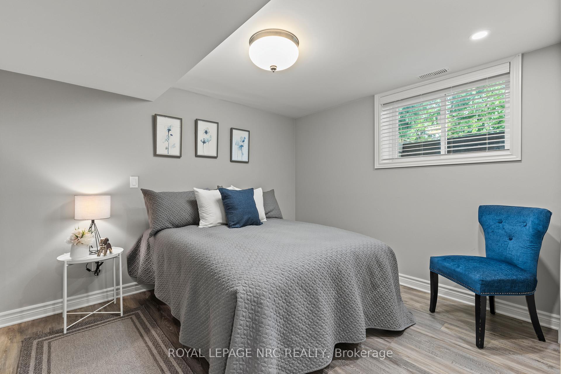 Photo 31 of 10 Whiteoak Drive, St. Catharines, Bunting/Linwell — HOMEH