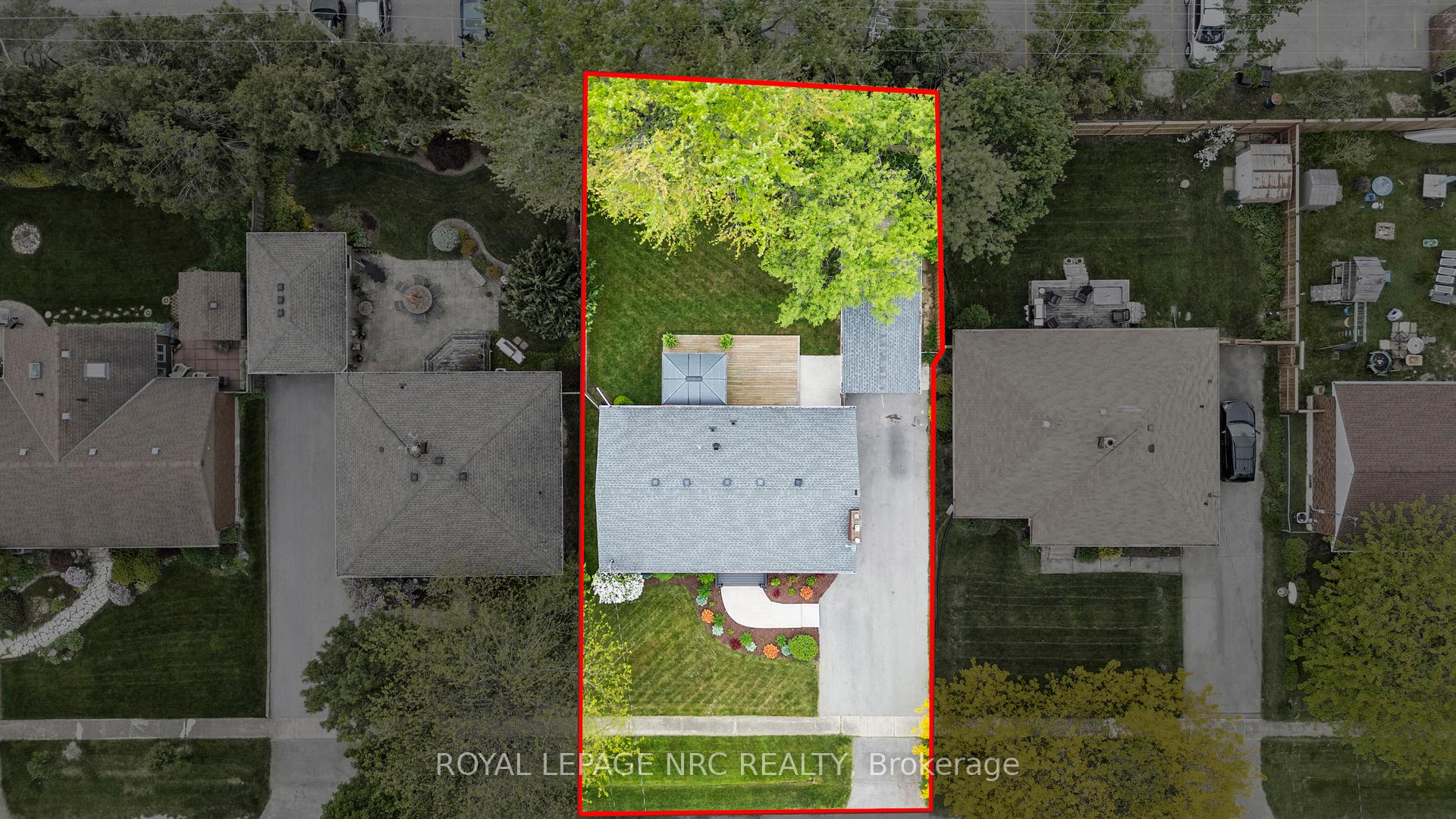 Photo 39 of 10 Whiteoak Drive, St. Catharines, Bunting/Linwell — HOMEH