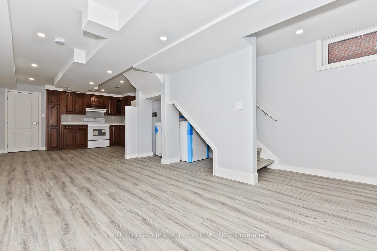 Photo 4 of Unit Lower, 108 Townline Road W, St. Catharines, Burleigh Hill — HOMEH
