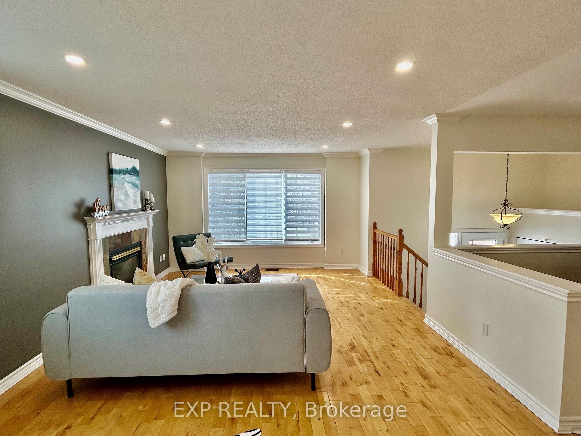 Photo 8 of 15 Amy Street, Ottawa, Stittsville (Central) — HOMEH