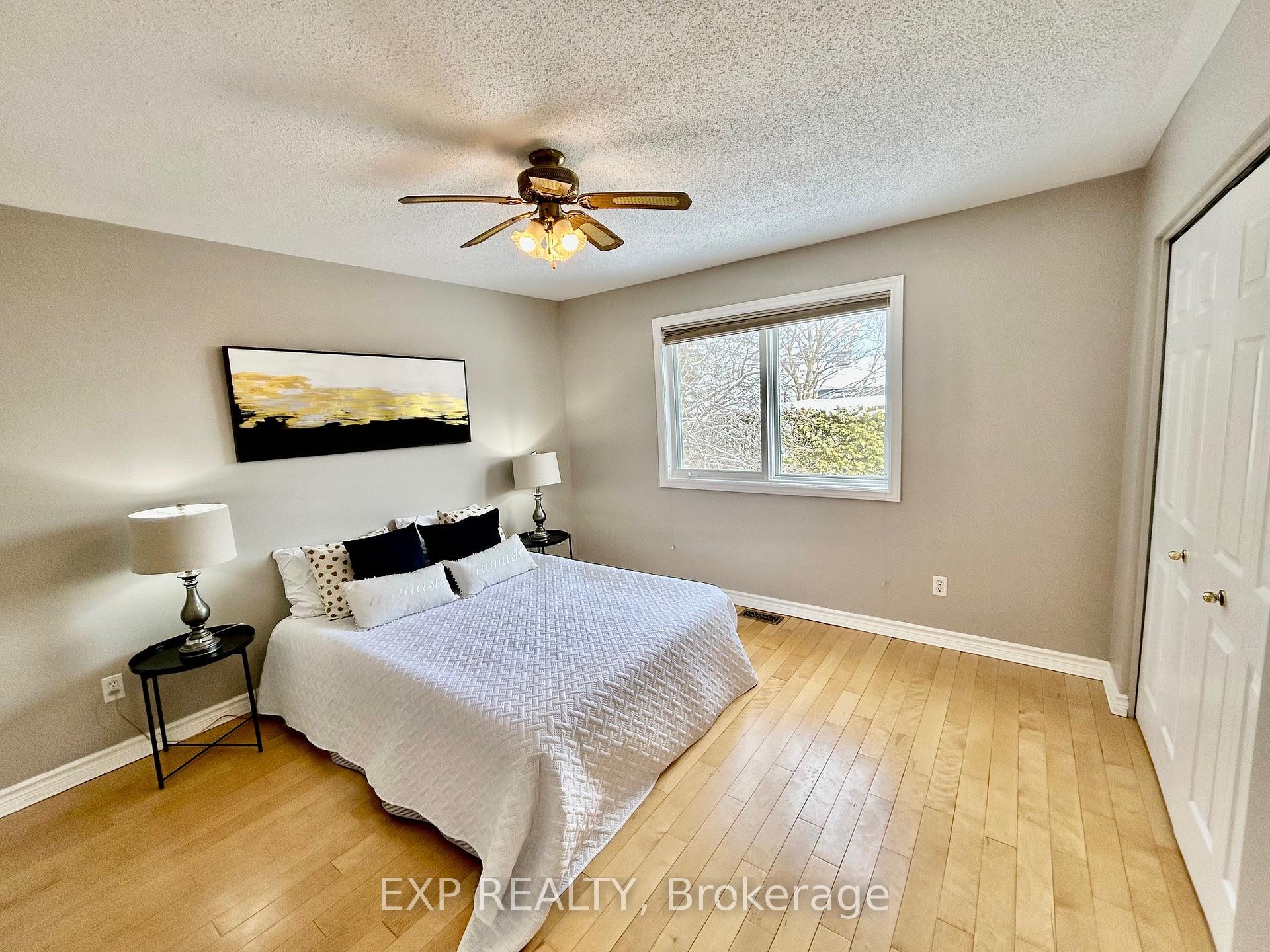 Photo 23 of 15 Amy Street, Ottawa, Stittsville (Central) — HOMEH