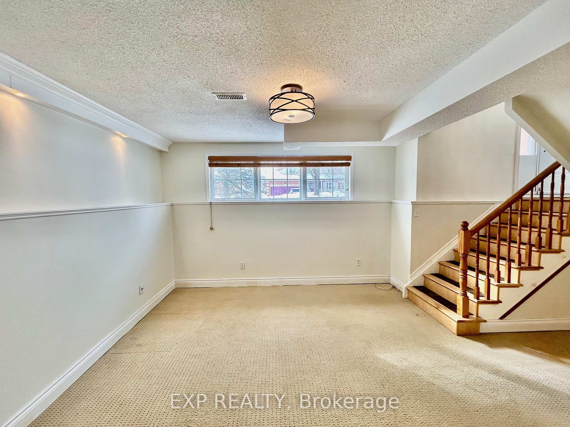 Photo 31 of 15 Amy Street, Ottawa, Stittsville (Central) — HOMEH