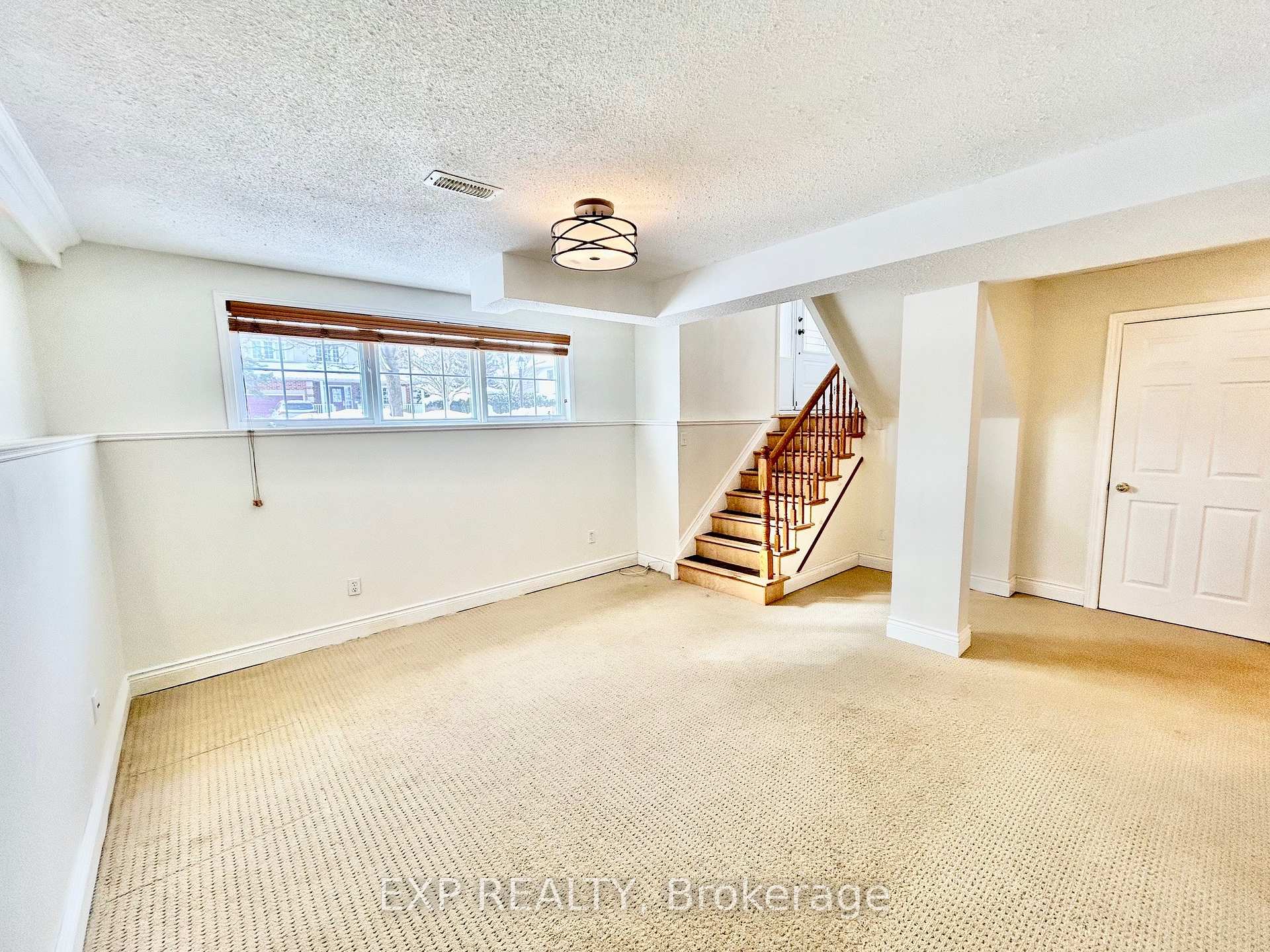 Photo 33 of 15 Amy Street, Ottawa, Stittsville (Central) — HOMEH