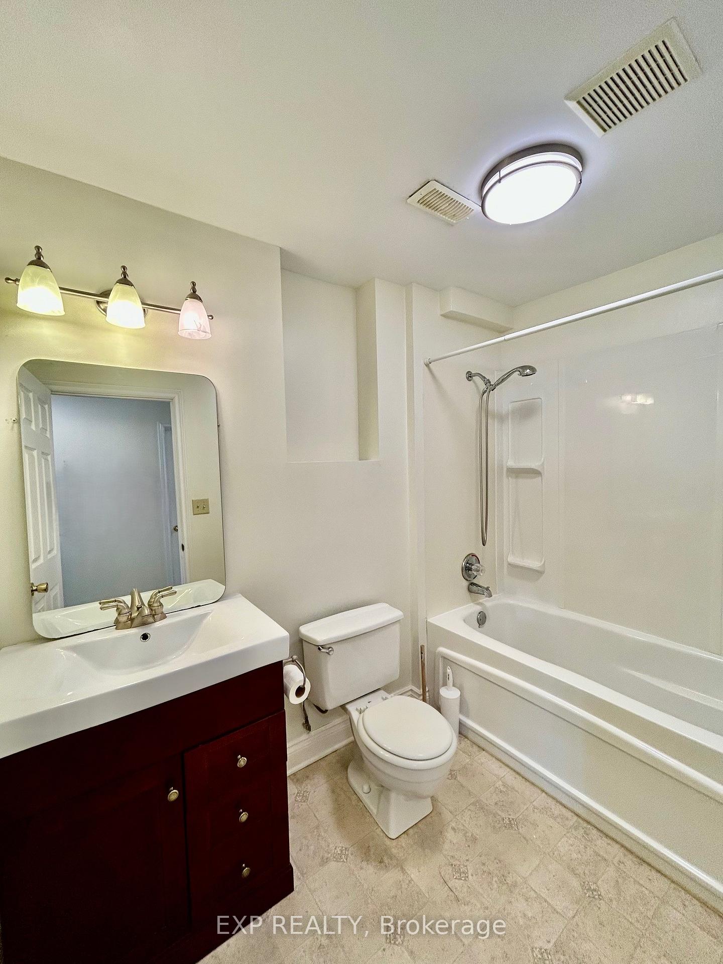 Photo 36 of 15 Amy Street, Ottawa, Stittsville (Central) — HOMEH