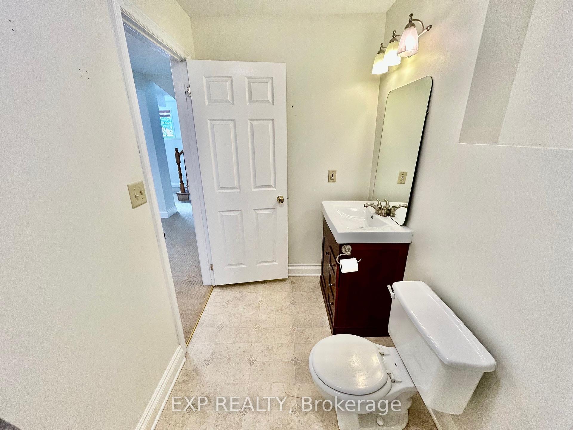 Photo 38 of 15 Amy Street, Ottawa, Stittsville (Central) — HOMEH