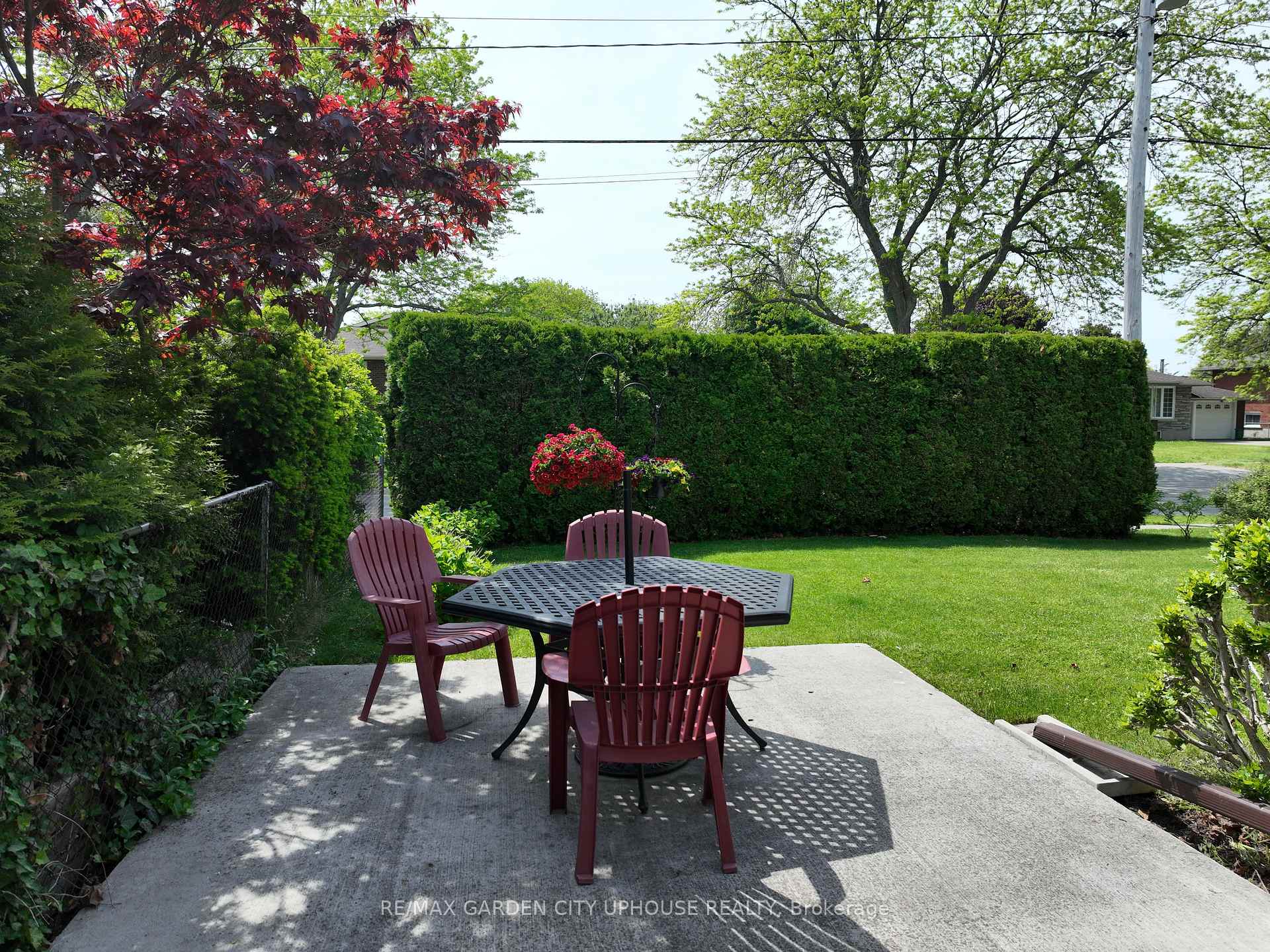 Photo 13 of 23 Baker Road, St. Catharines, Vine/Linwell — HOMEH