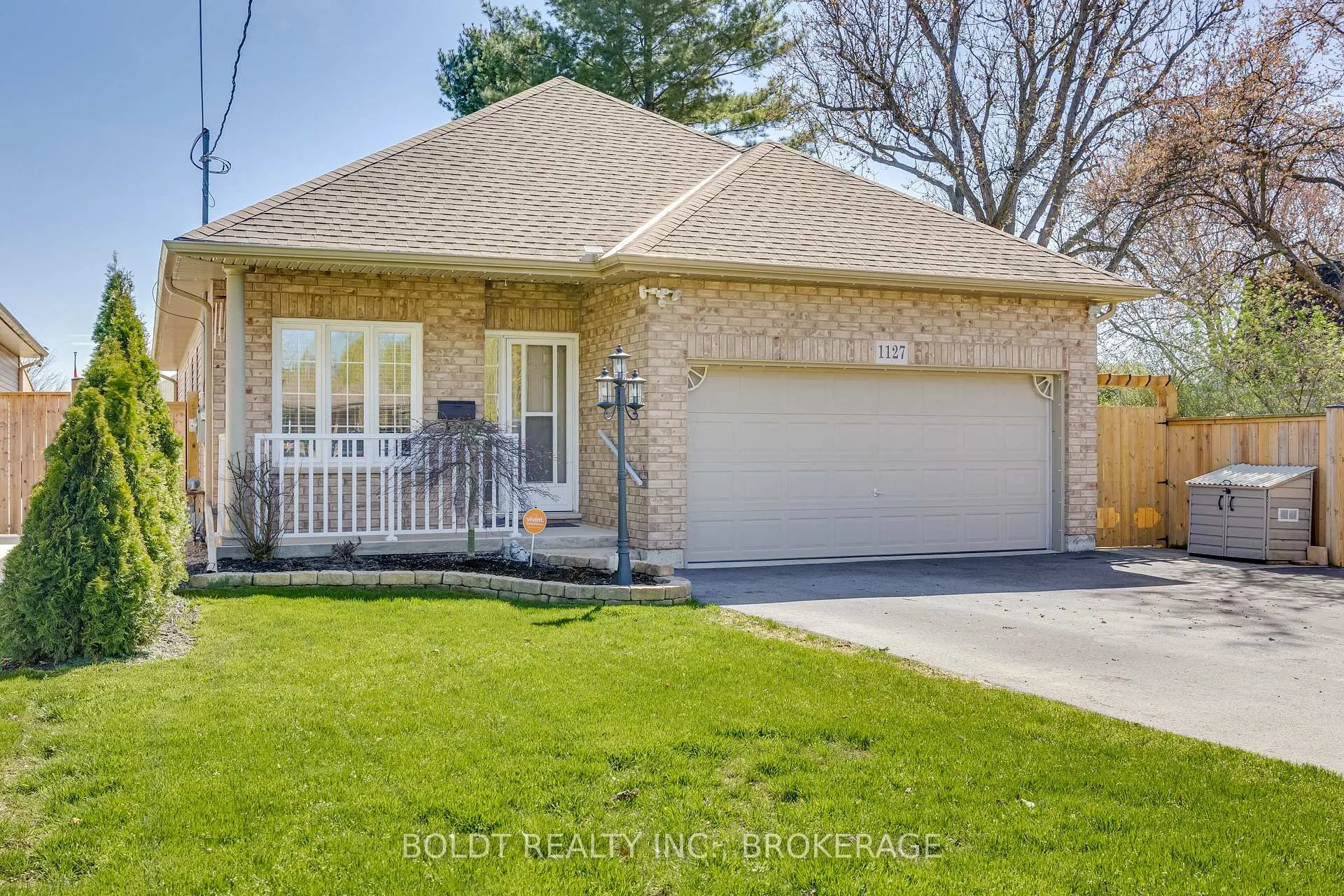Photo 1 of 1127 Pelham Street, Pelham, Fonthill — HOMEH