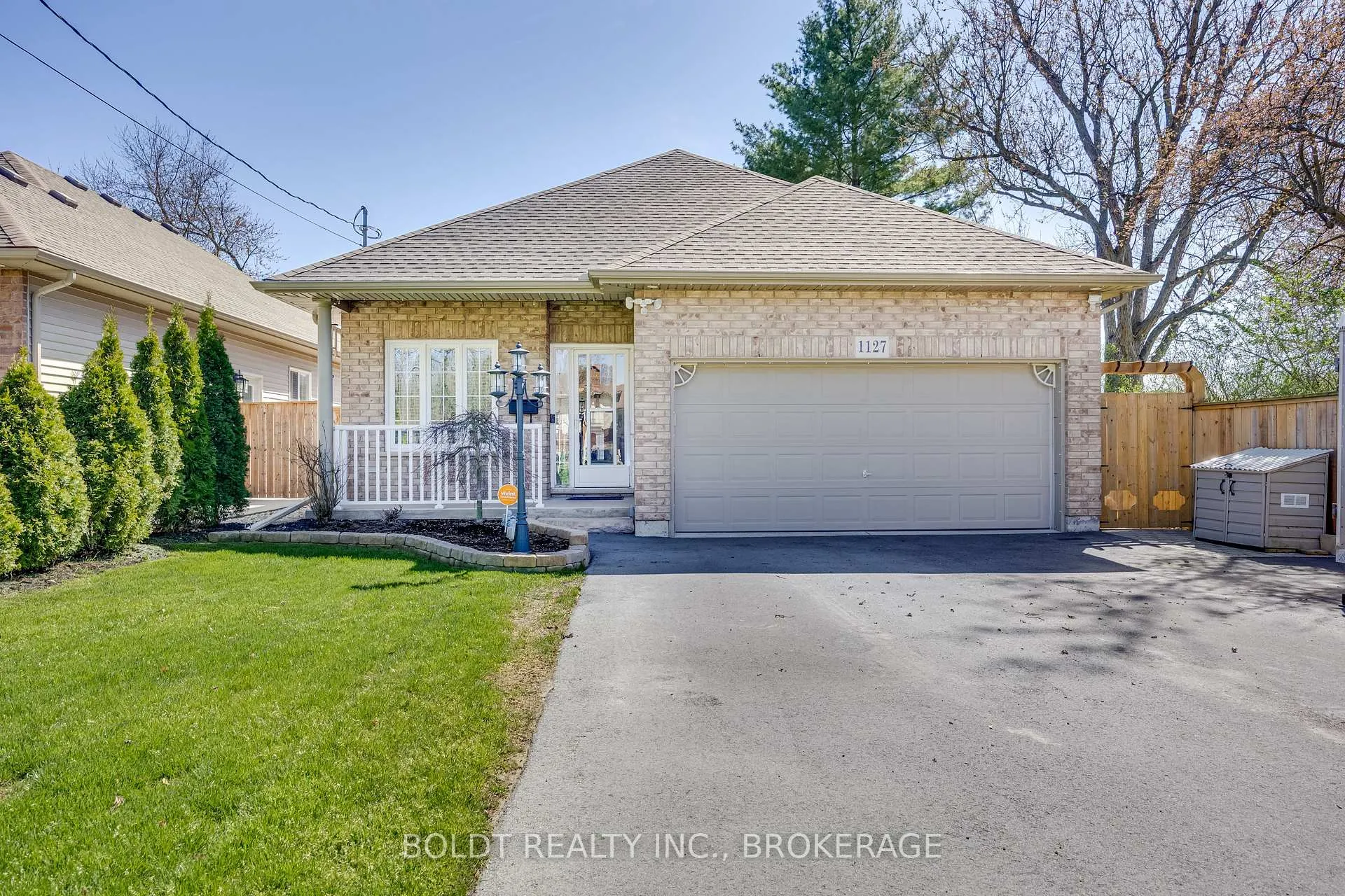 Photo 2 of 1127 Pelham Street, Pelham, Fonthill — HOMEH