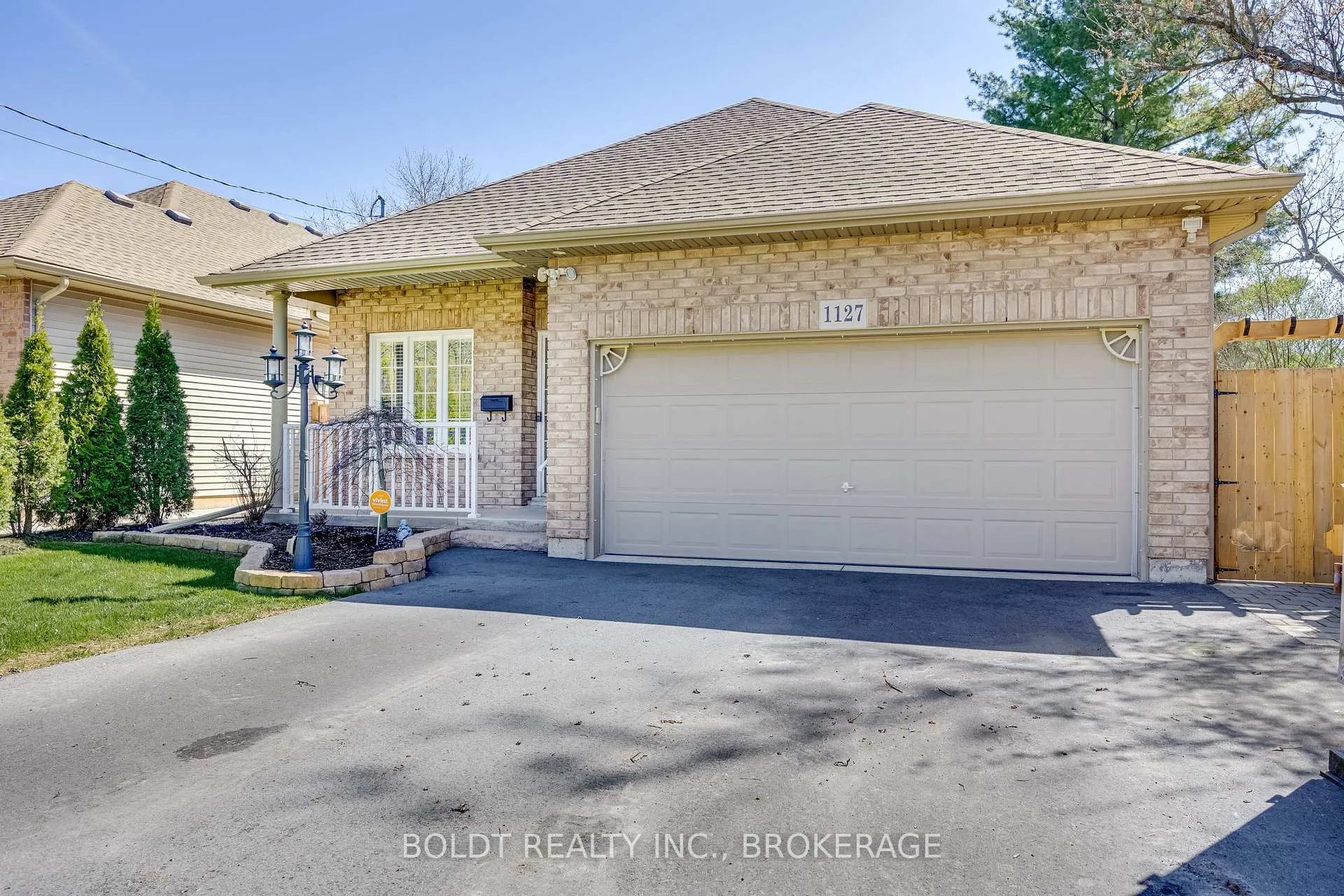Photo 3 of 1127 Pelham Street, Pelham, Fonthill — HOMEH