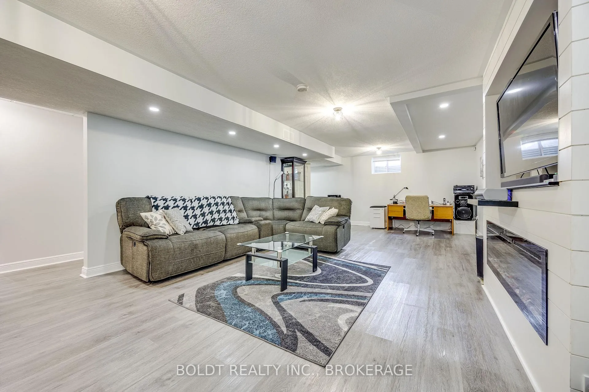Photo 21 of 1127 Pelham Street, Pelham, Fonthill — HOMEH