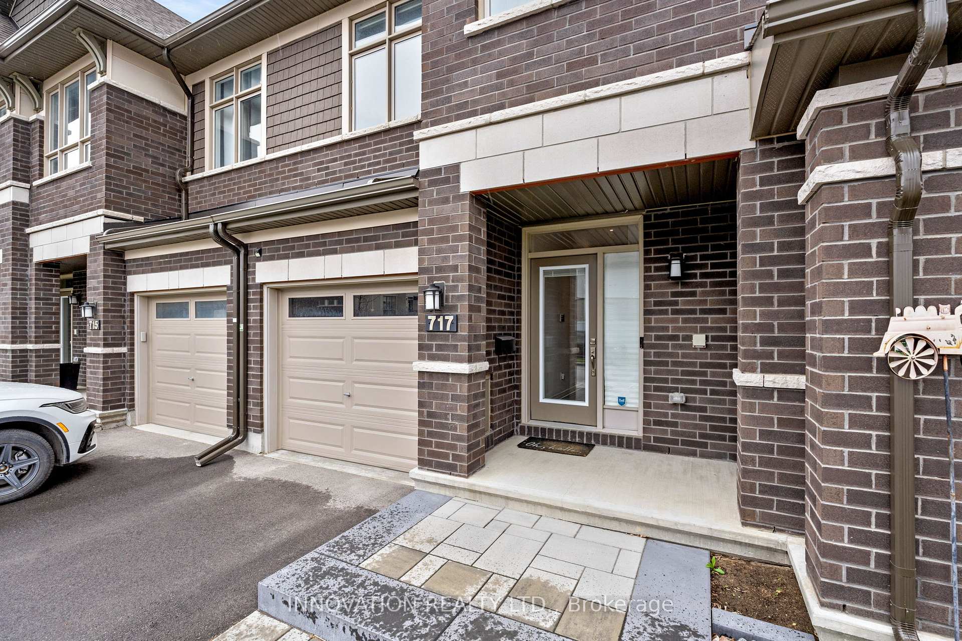Photo 2 of 717 Putney Crescent, Ottawa, Stittsville (South) — HOMEH