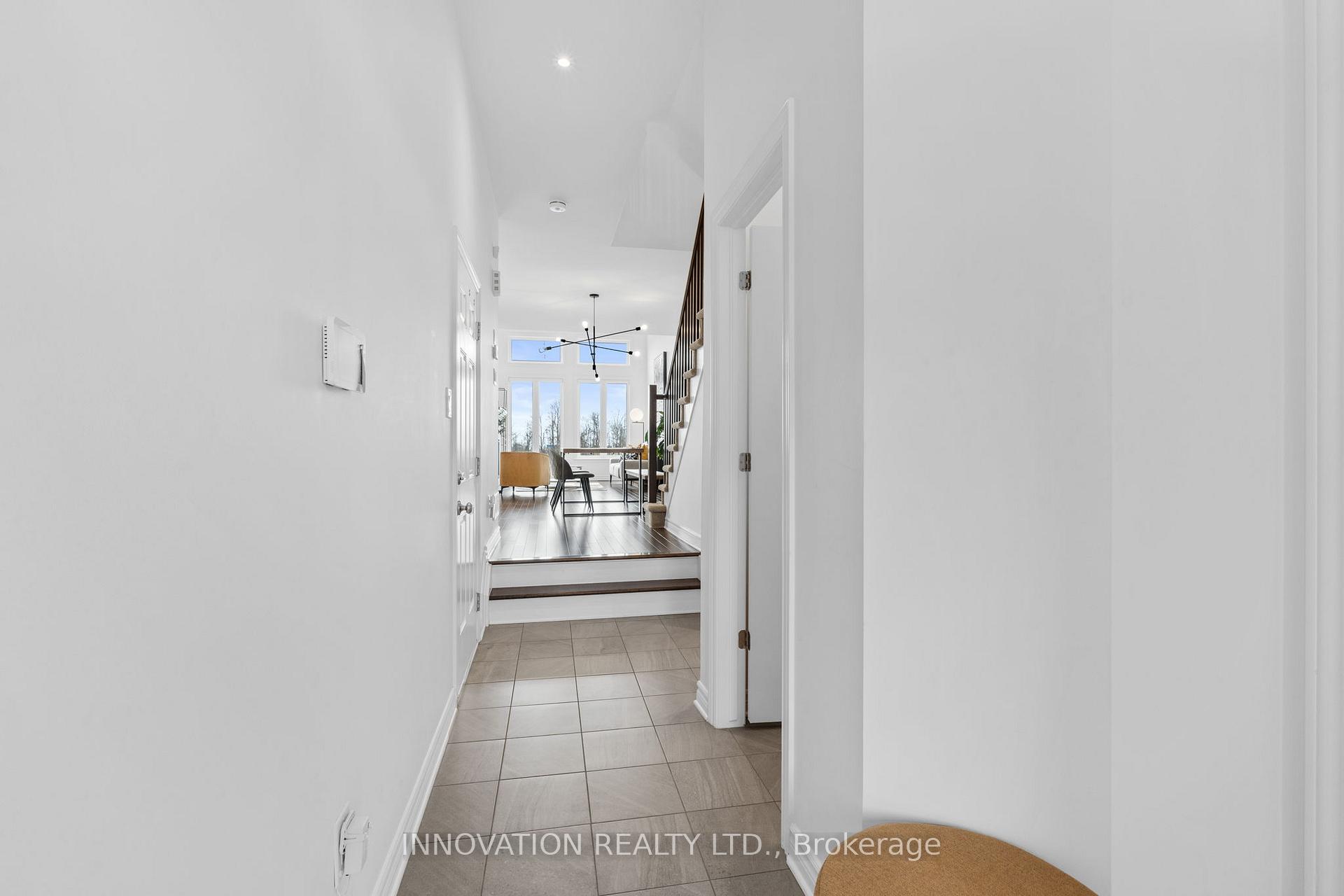 Photo 4 of 717 Putney Crescent, Ottawa, Stittsville (South) — HOMEH