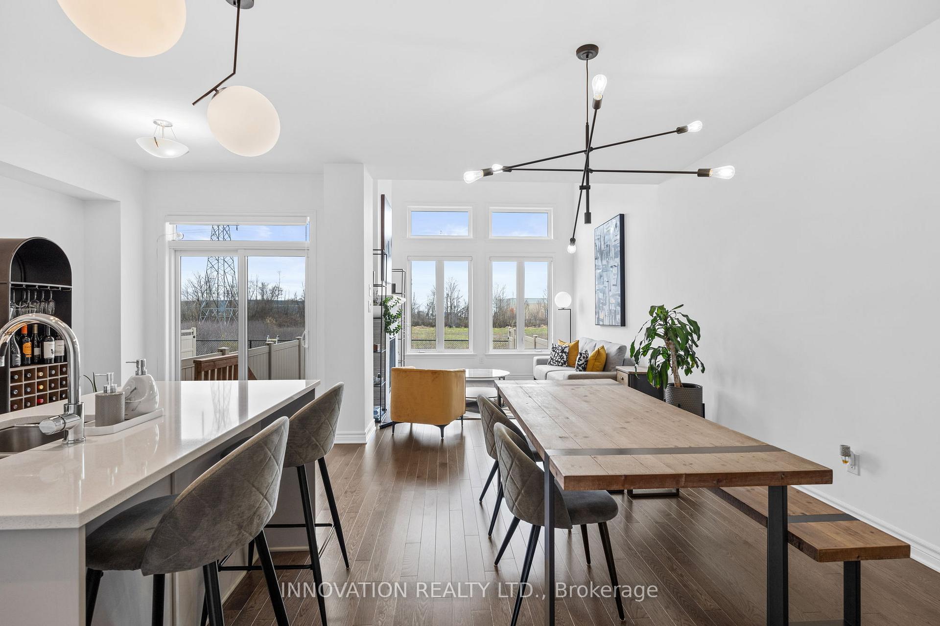 Photo 7 of 717 Putney Crescent, Ottawa, Stittsville (South) — HOMEH