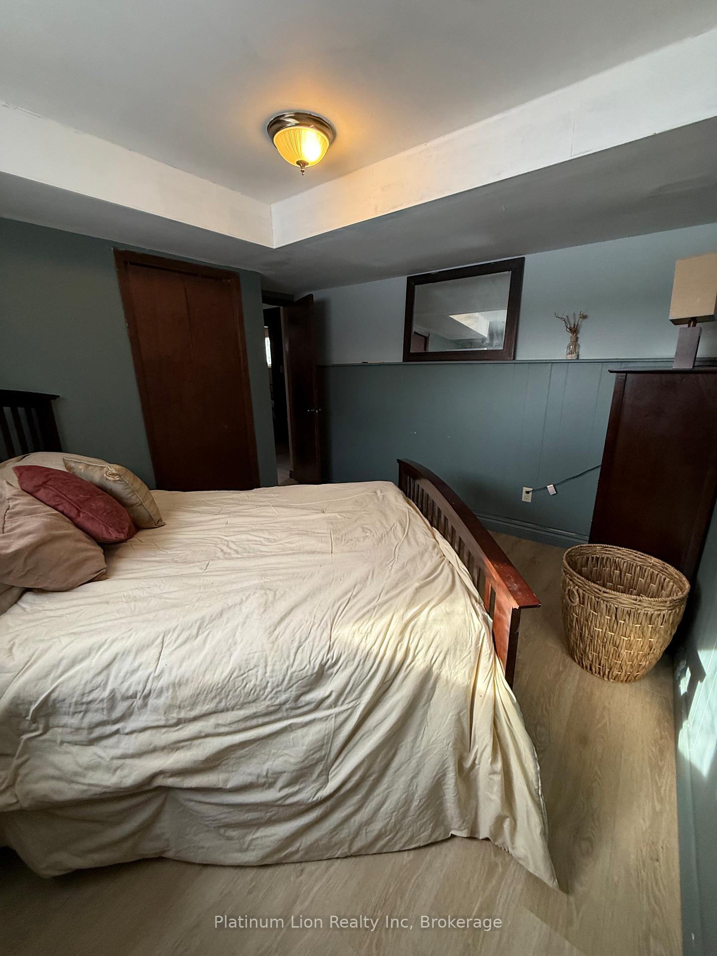 Photo 28 of 22 Battersea Avenue, St. Catharines, Secord Woods — HOMEH