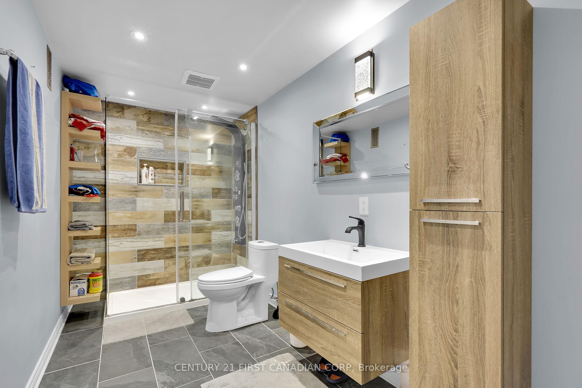 Photo 35 of 12 Hawthorn Court, St. Thomas — HOMEH