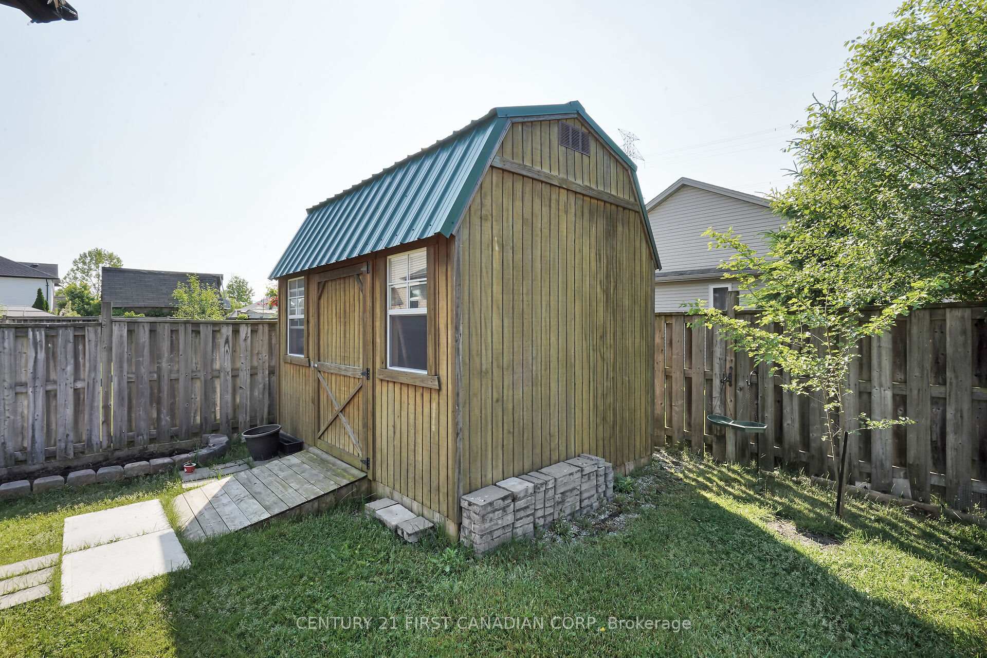 Photo 44 of 12 Hawthorn Court, St. Thomas — HOMEH