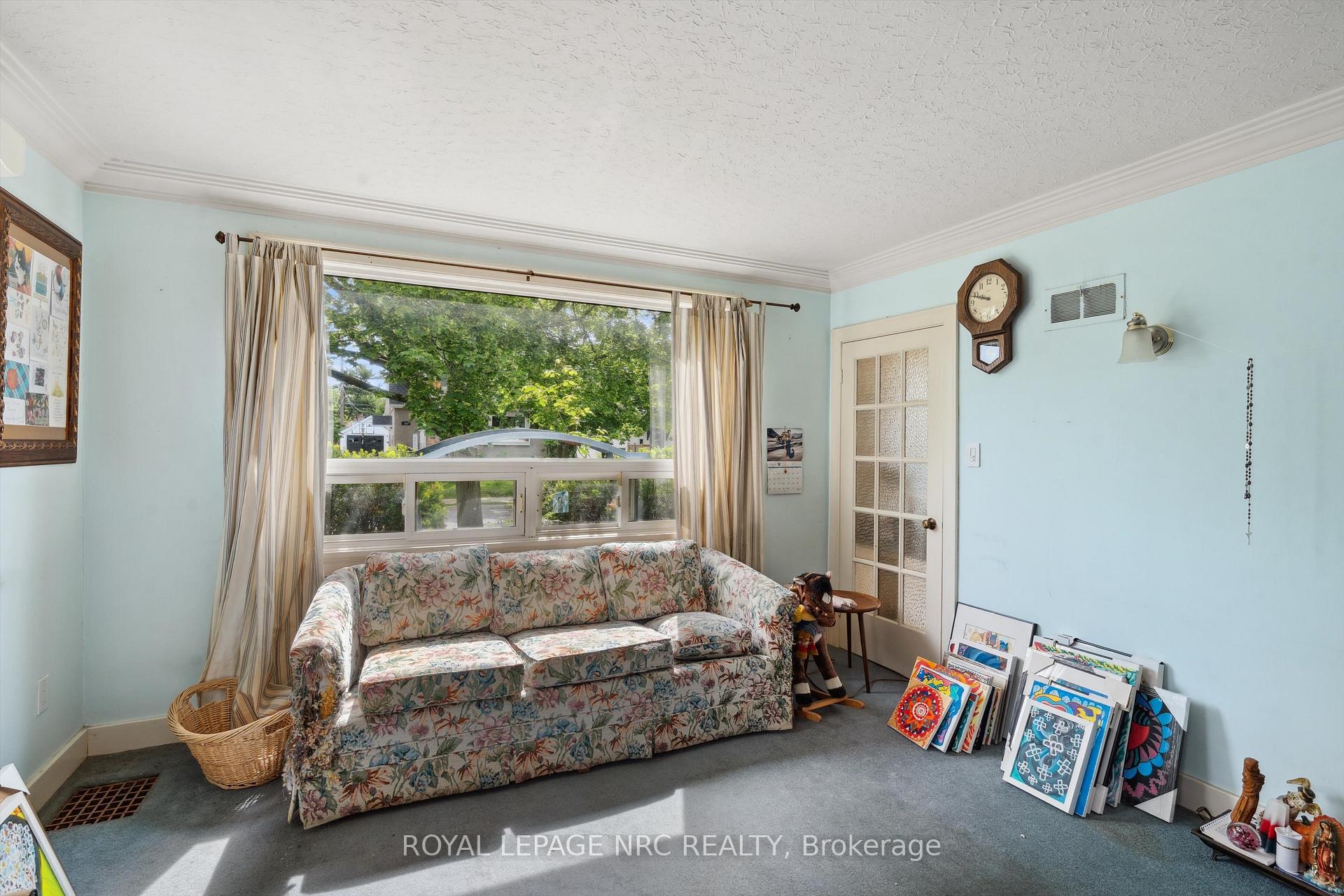 Photo 6 of 160 Highland Avenue, St. Catharines, Old Glenridge — HOMEH