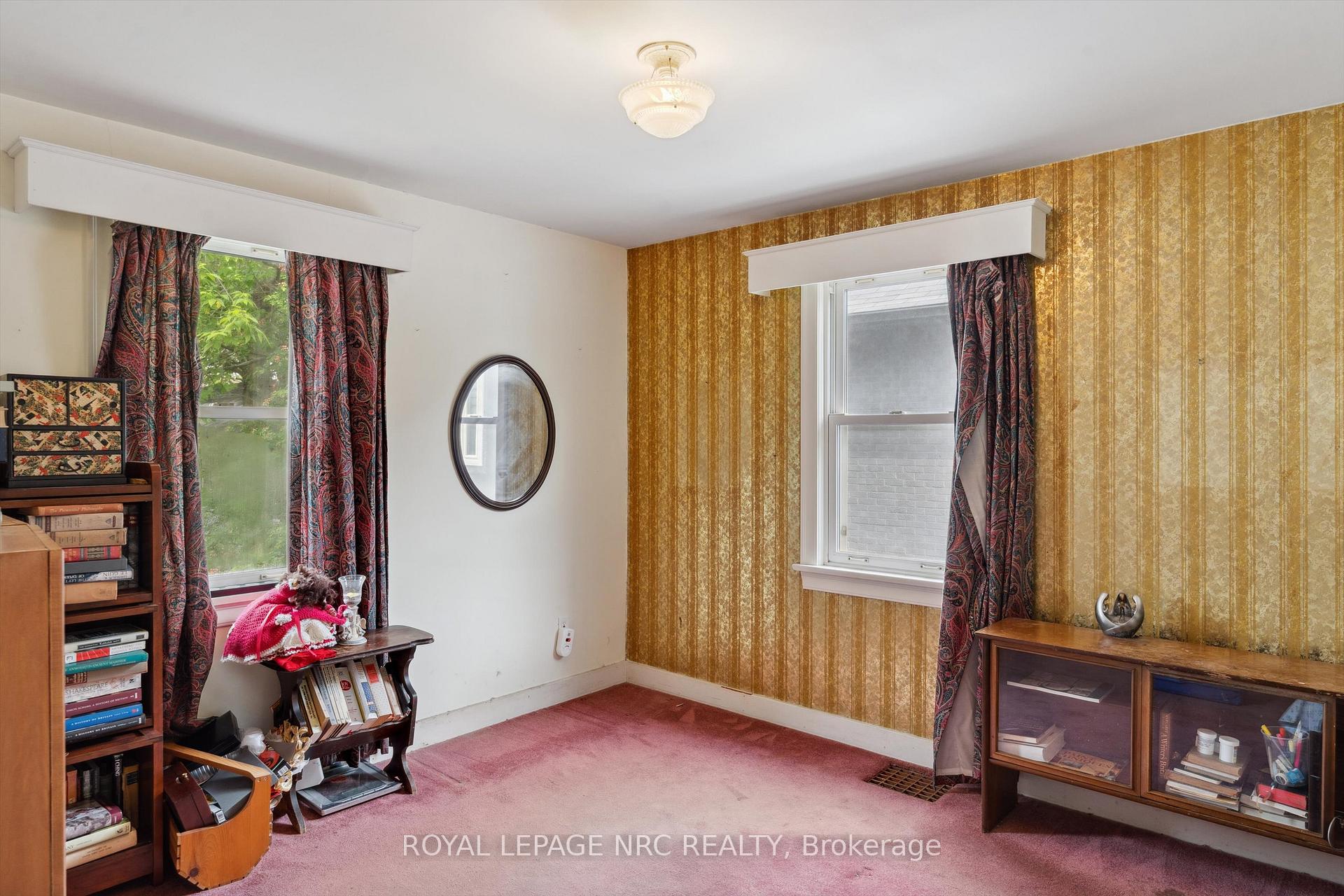 Photo 9 of 160 Highland Avenue, St. Catharines, Old Glenridge — HOMEH