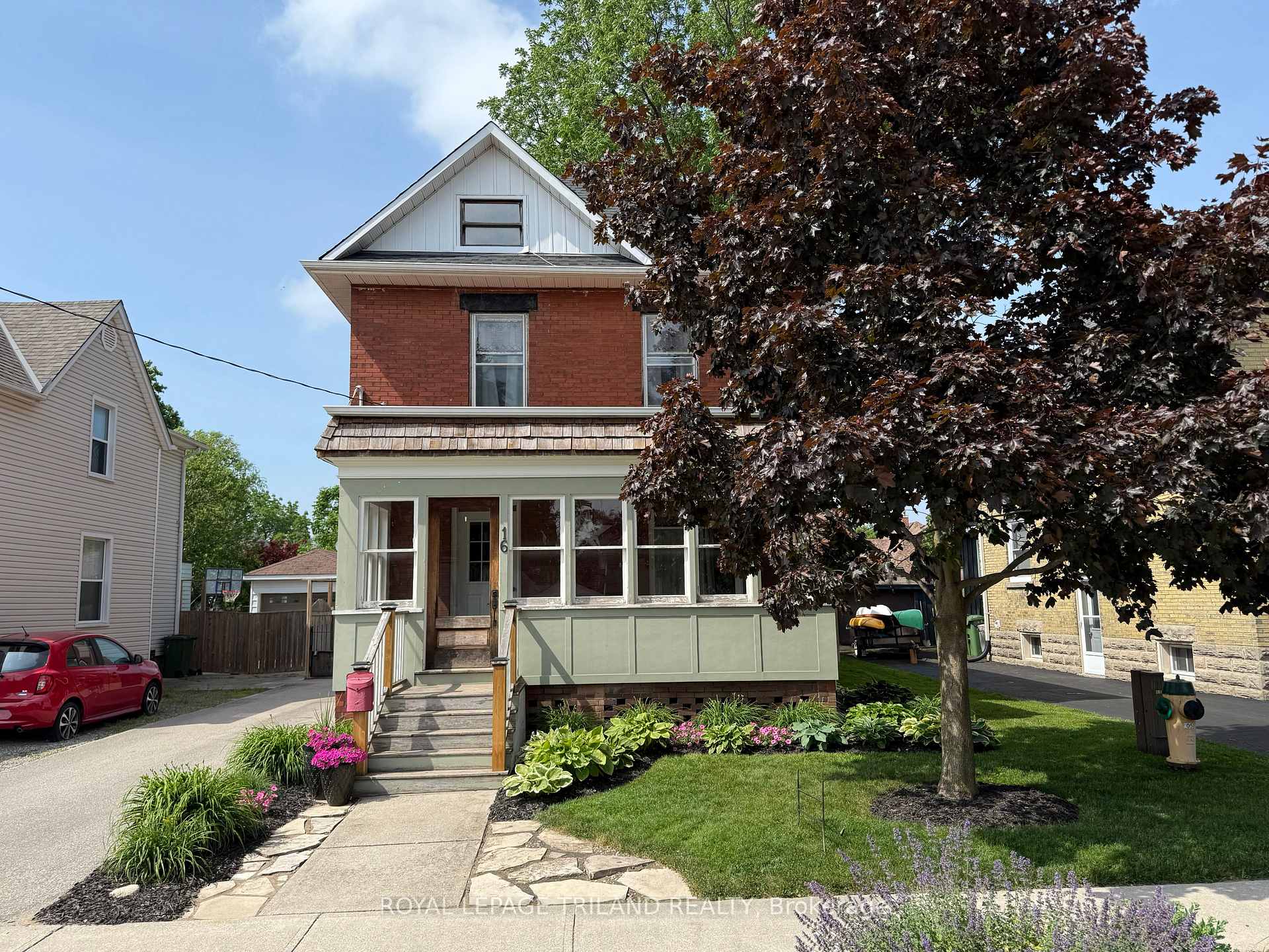 Photo 1 of 16 Maple Street, St. Thomas — HOMEH