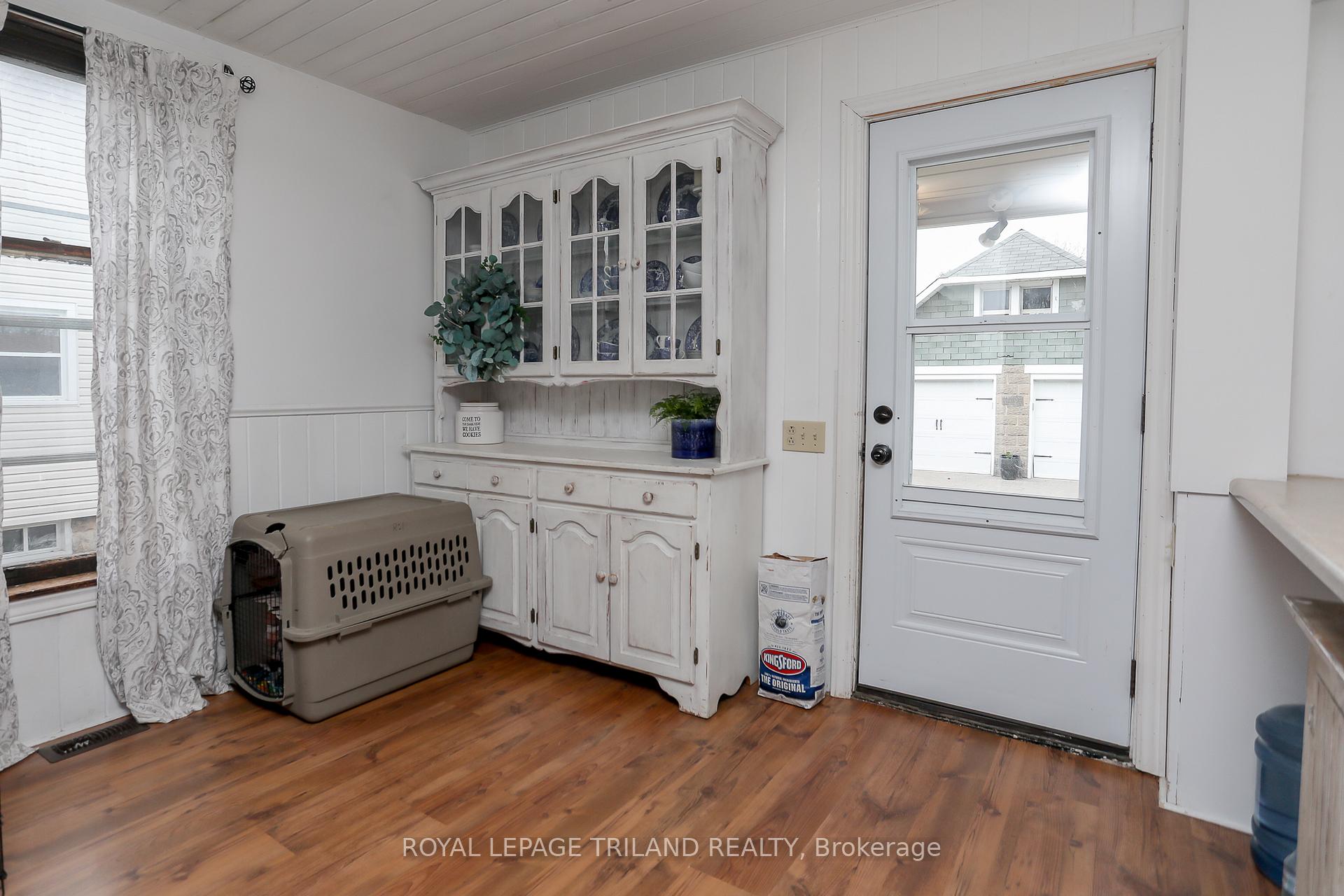 Photo 16 of 16 Maple Street, St. Thomas — HOMEH