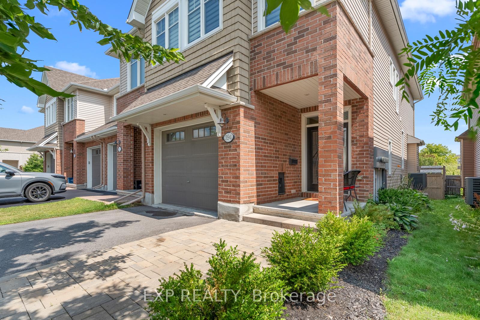 Photo 3 of 394 Warmstone Drive, Ottawa, Stittsville (North) — HOMEH