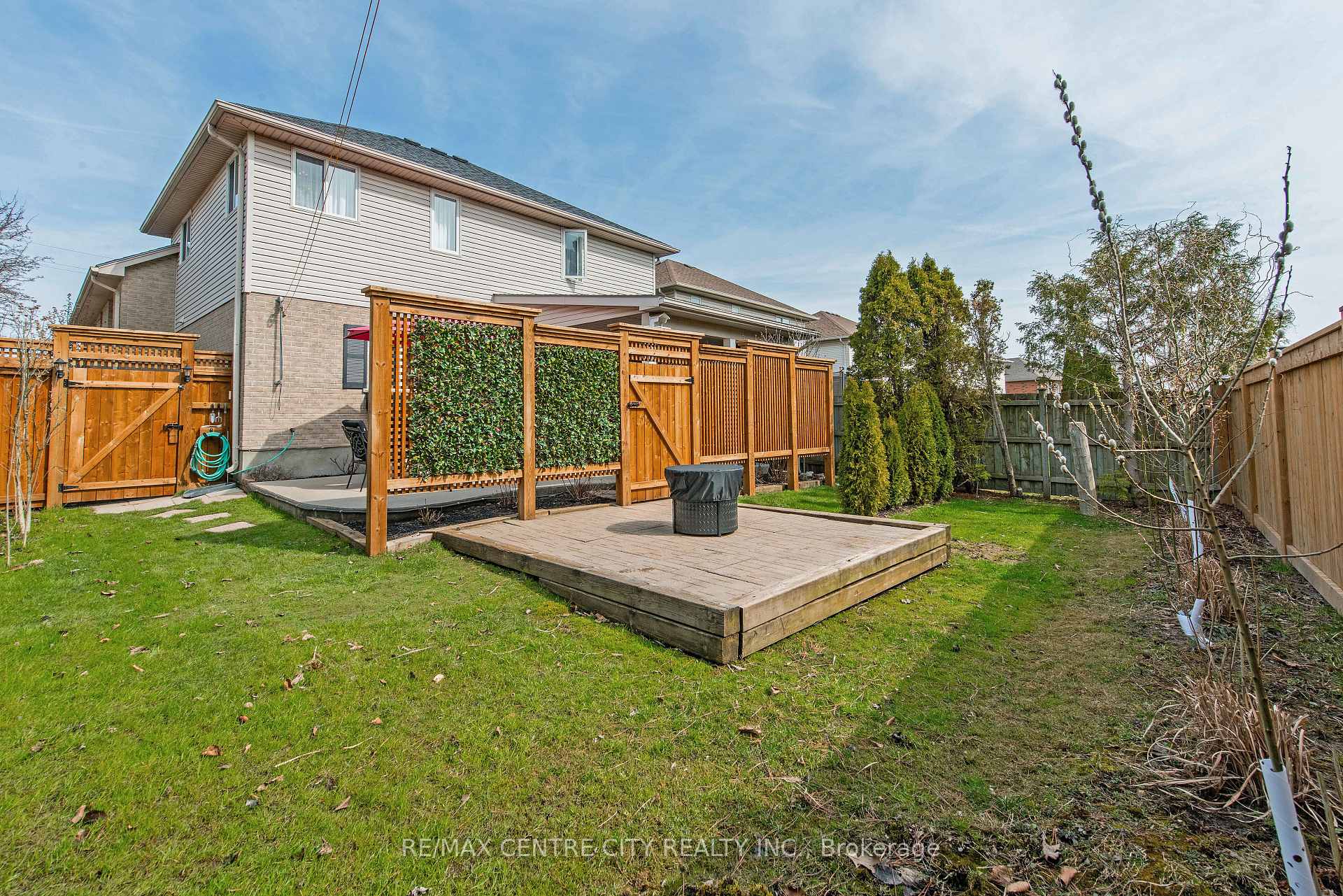 Photo 40 of 568 Wellington Street, St. Thomas — HOMEH