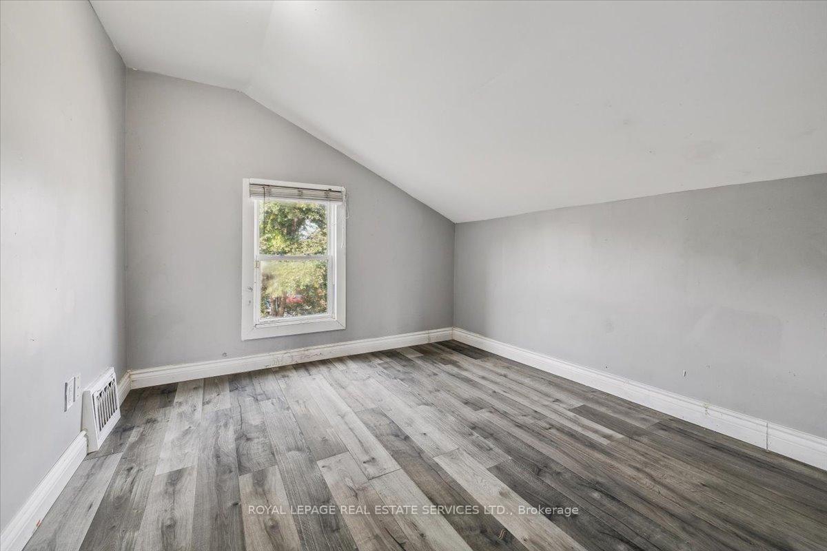 Photo 28 of 73 Vine Street S, St. Catharines, E. Chester — HOMEH