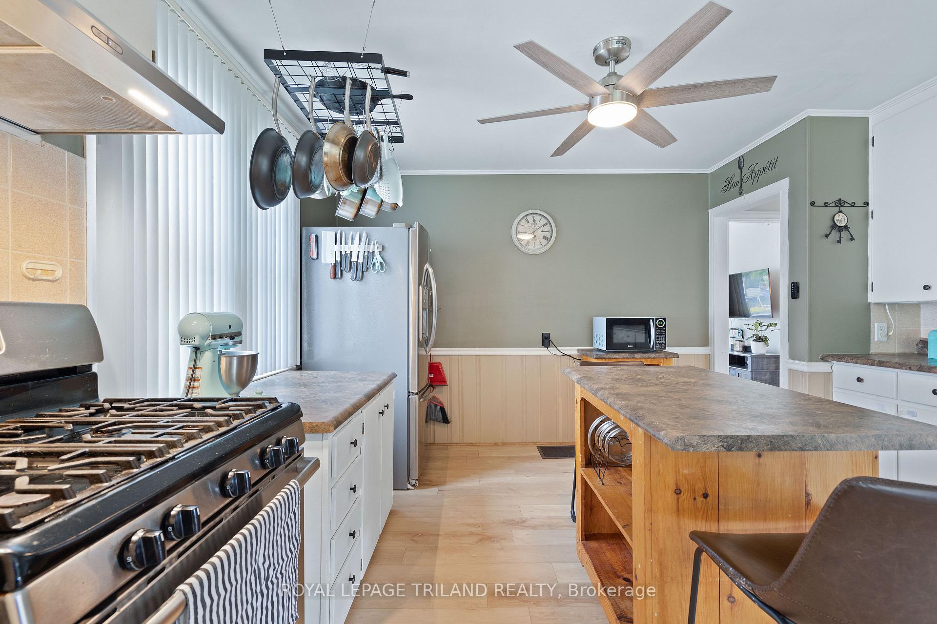 Photo 15 of 163 Chestnut Street, St. Thomas — HOMEH