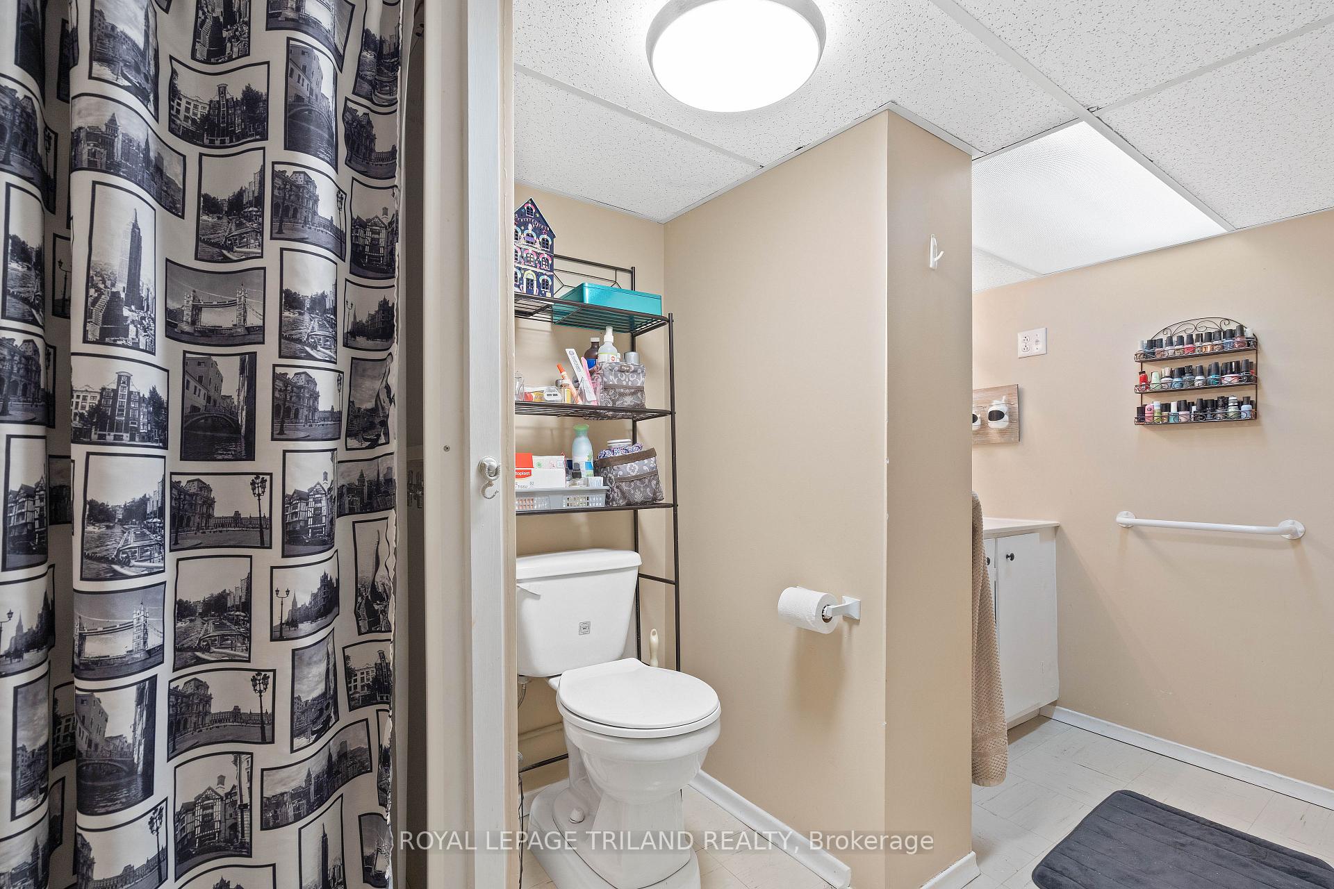 Photo 30 of 163 Chestnut Street, St. Thomas — HOMEH