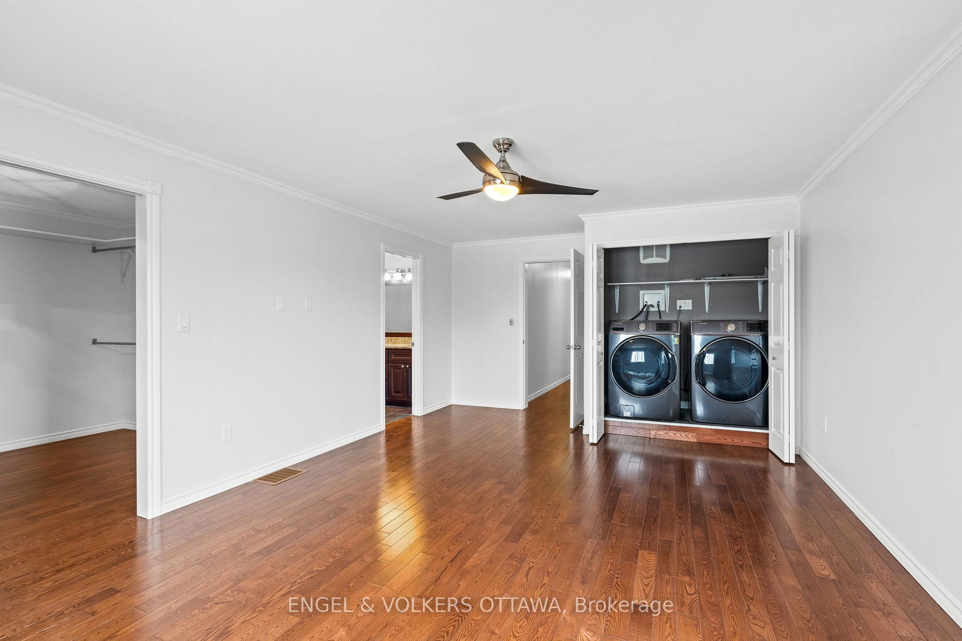Photo 9 of 130 Lloydalex Crescent, Ottawa, Stittsville (North) — HOMEH