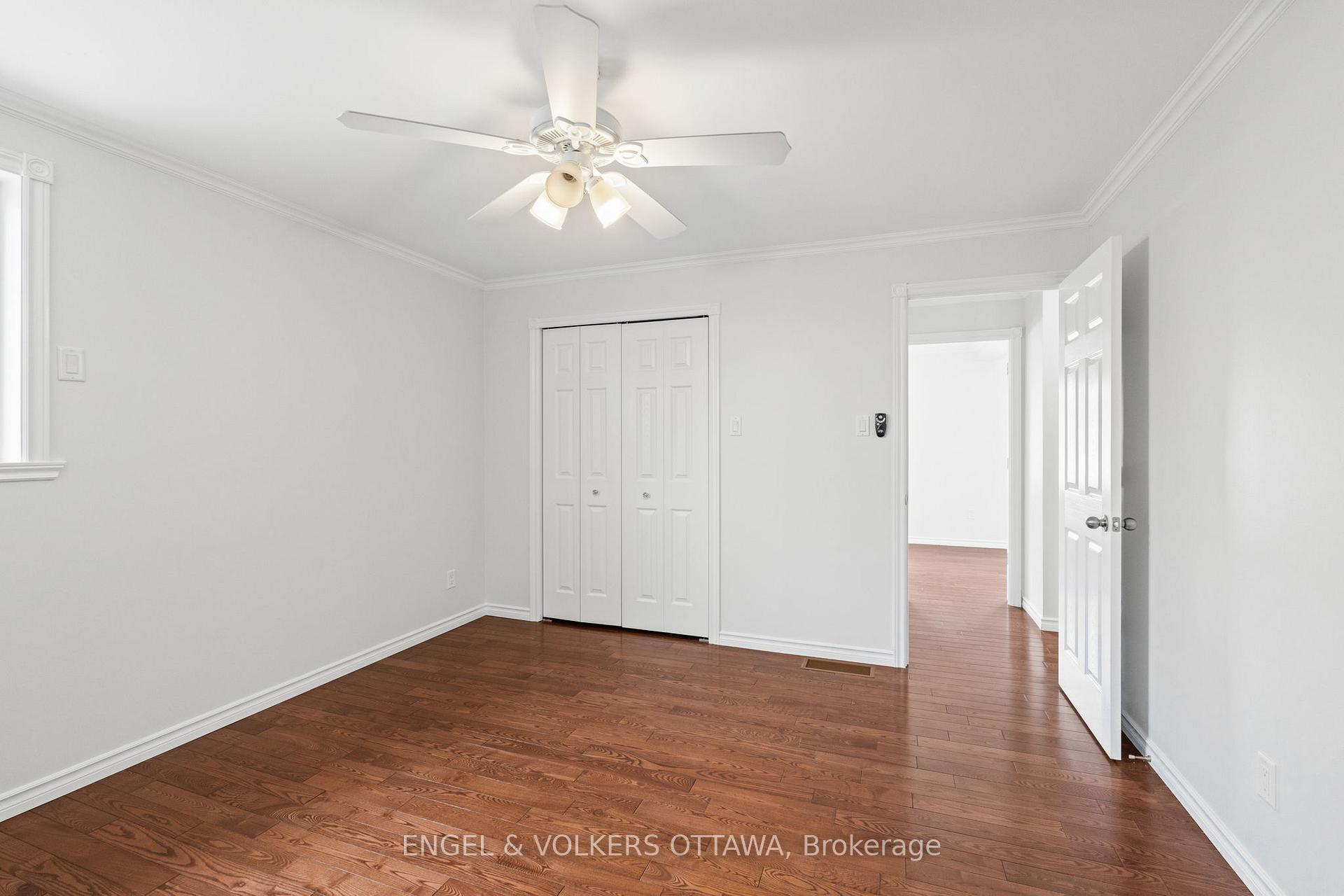 Photo 13 of 130 Lloydalex Crescent, Ottawa, Stittsville (North) — HOMEH