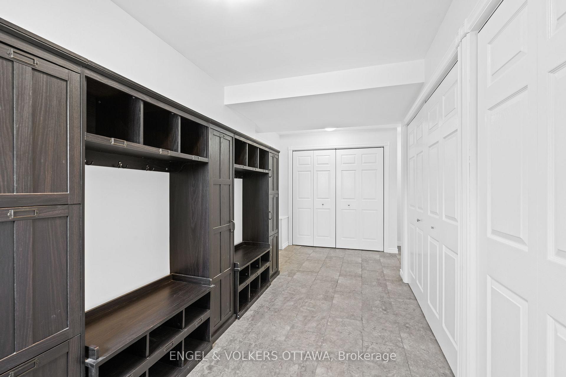 Photo 26 of 130 Lloydalex Crescent, Ottawa, Stittsville (North) — HOMEH