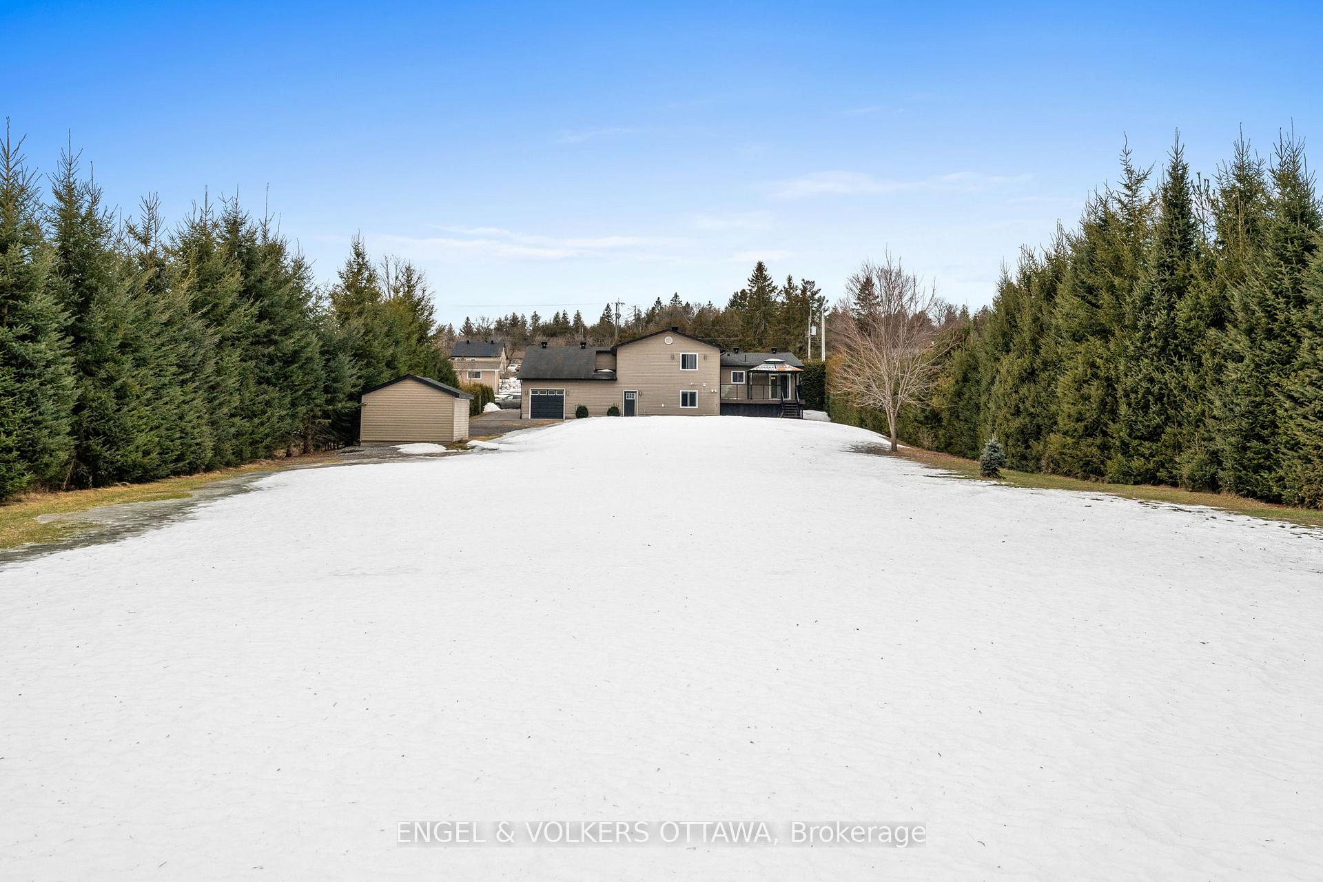 Photo 34 of 130 Lloydalex Crescent, Ottawa, Stittsville (North) — HOMEH