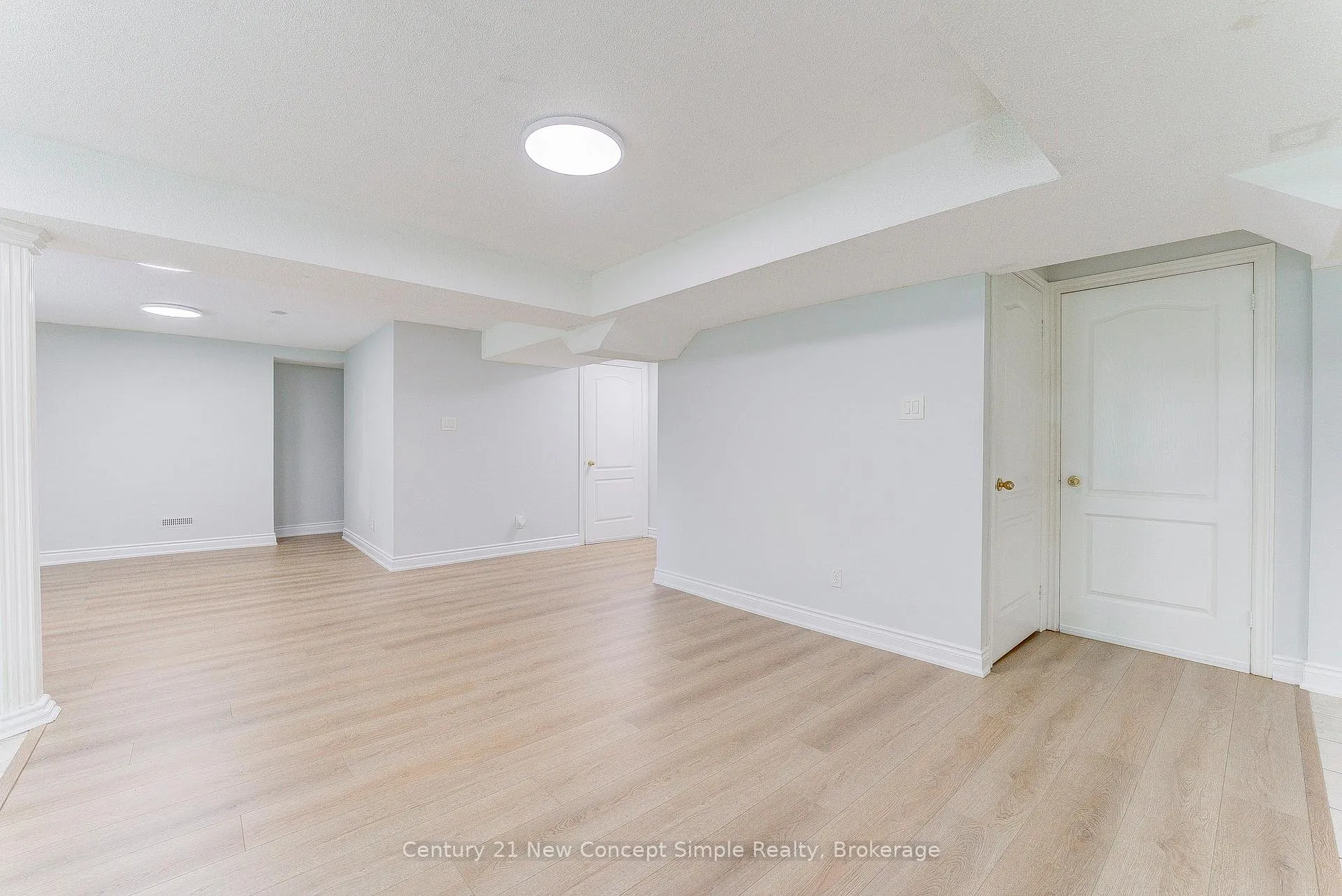 Photo 4 of 338 Calvert Road, Markham, Cachet — HOMEH
