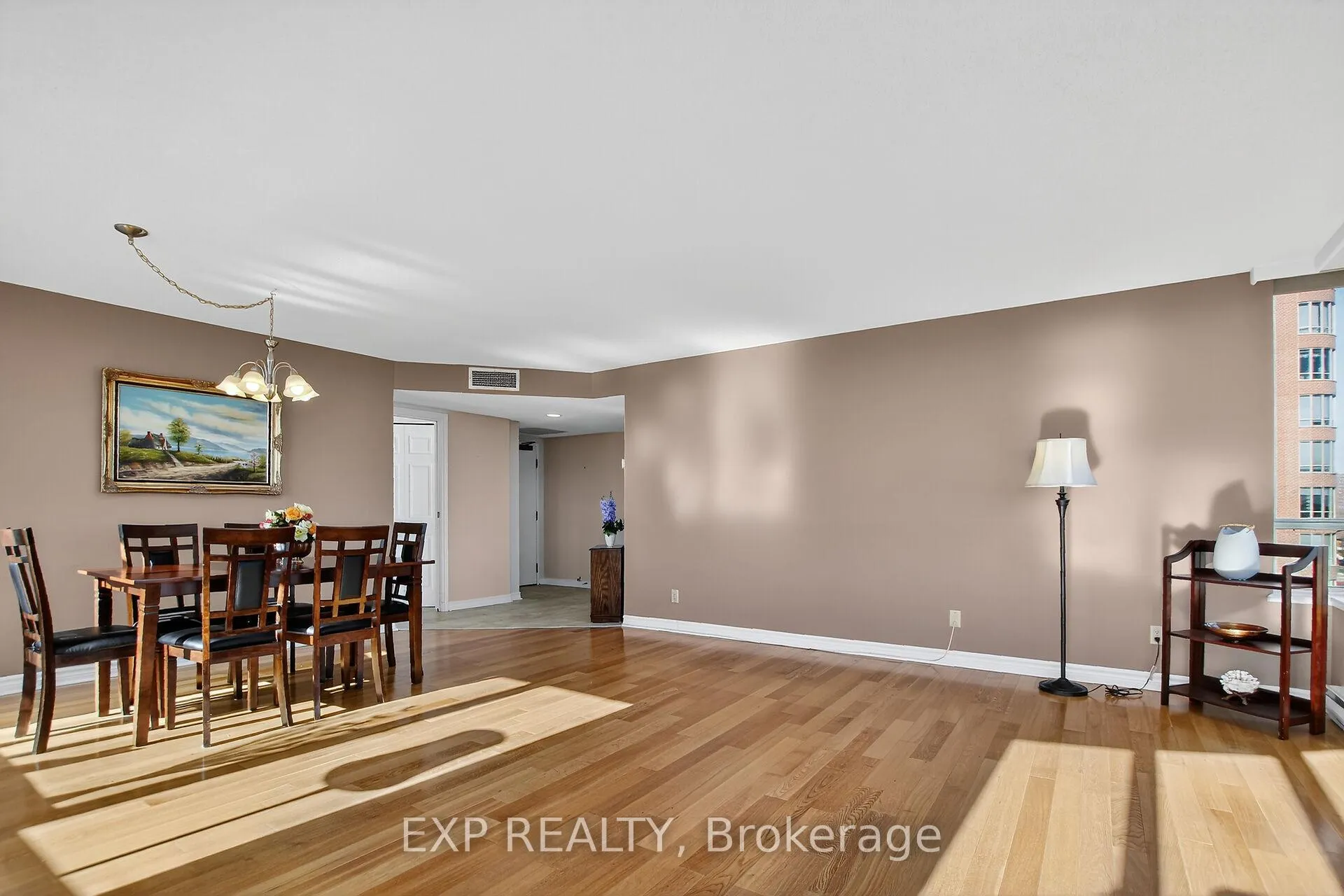 Photo 14 of Unit 606, 100 Grant Carman Drive, Ottawa, Borden Farm/Stewart Farm/Carleton Heights/Parkwood Hills — HOMEH