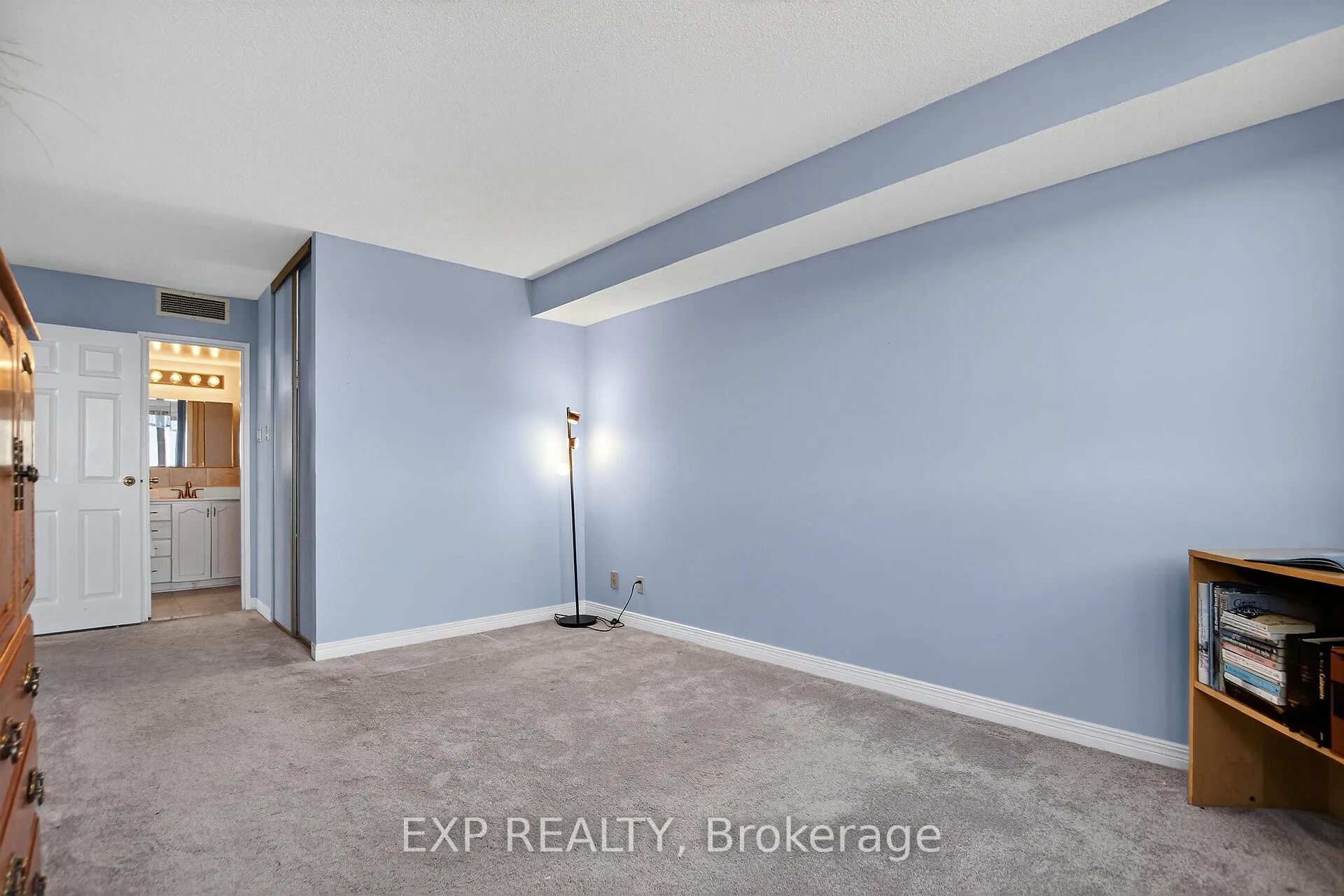 Photo 31 of Unit 606, 100 Grant Carman Drive, Ottawa, Borden Farm/Stewart Farm/Carleton Heights/Parkwood Hills — HOMEH