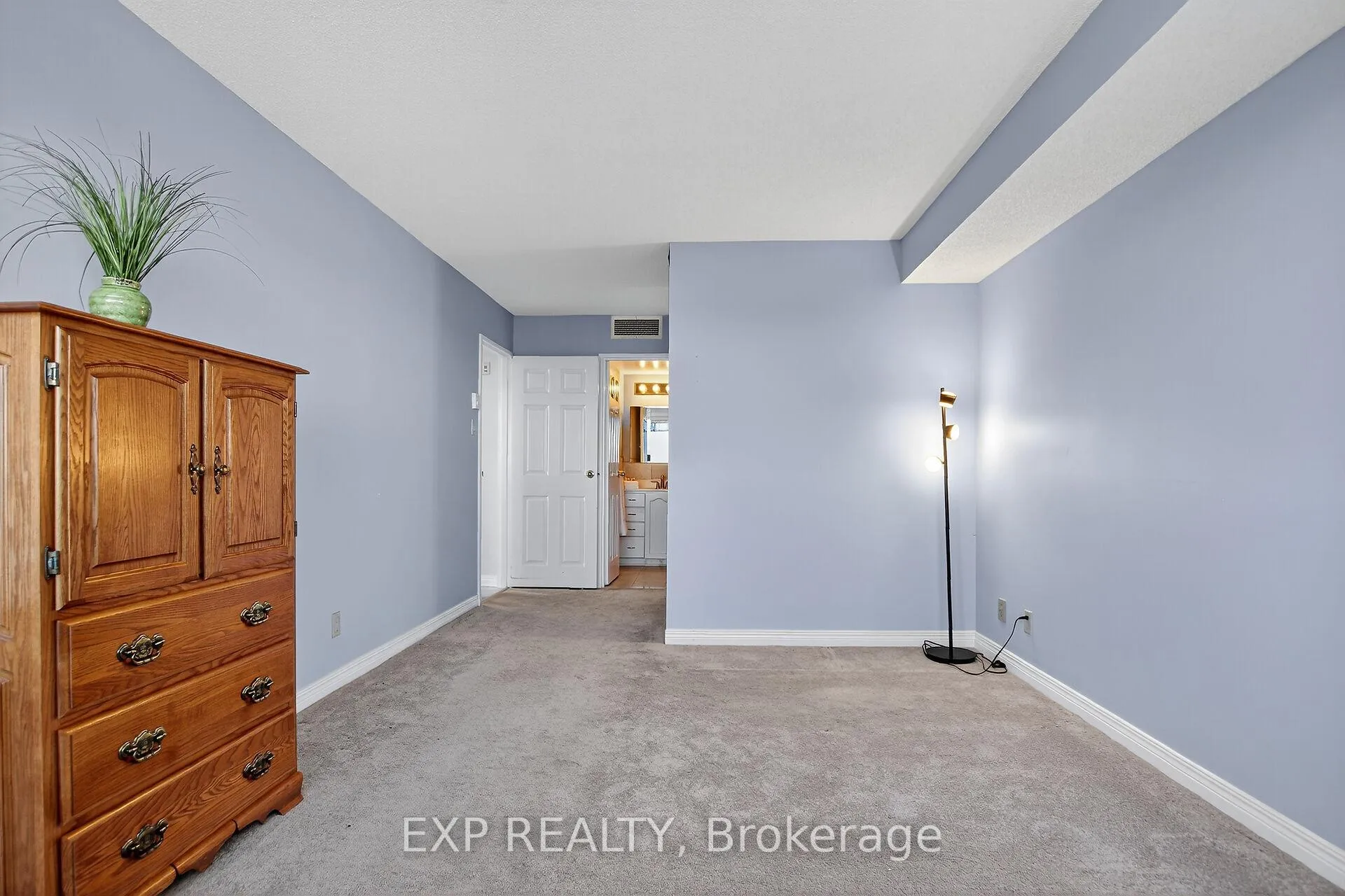 Photo 32 of Unit 606, 100 Grant Carman Drive, Ottawa, Borden Farm/Stewart Farm/Carleton Heights/Parkwood Hills — HOMEH