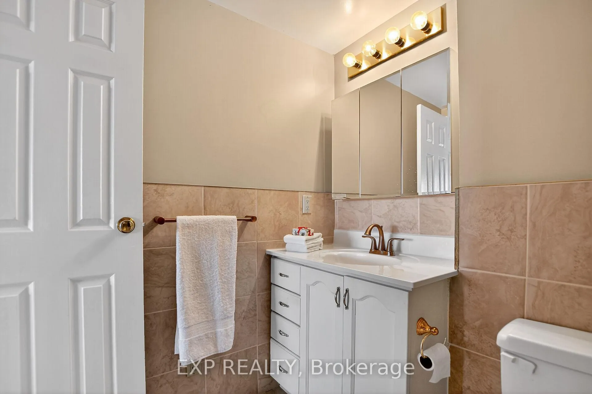 Photo 36 of Unit 606, 100 Grant Carman Drive, Ottawa, Borden Farm/Stewart Farm/Carleton Heights/Parkwood Hills — HOMEH