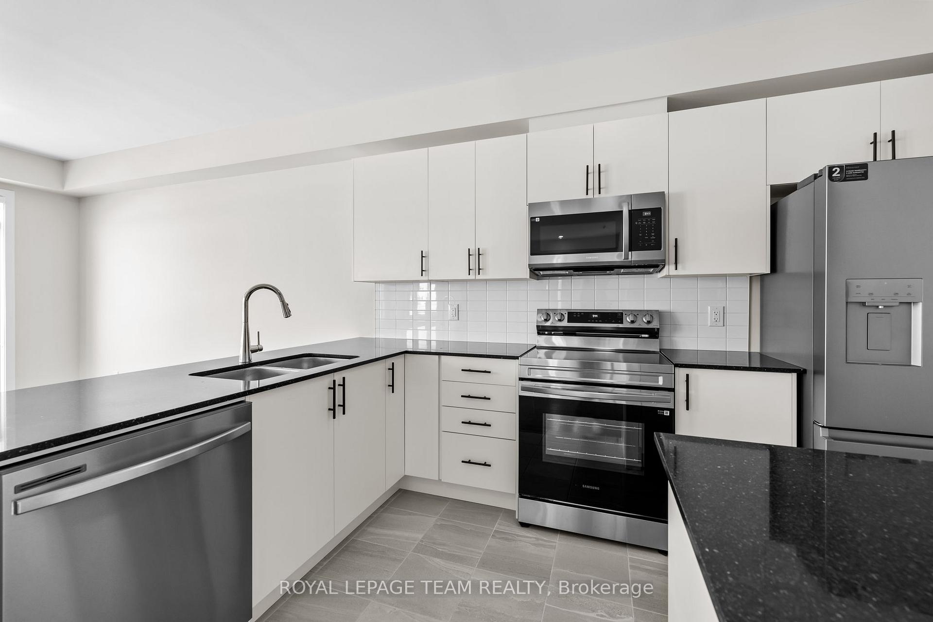 Photo 7 of 2038 Postilion Street, Ottawa, Richmond — HOMEH